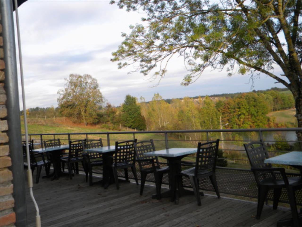 Hostellerie des Lacs