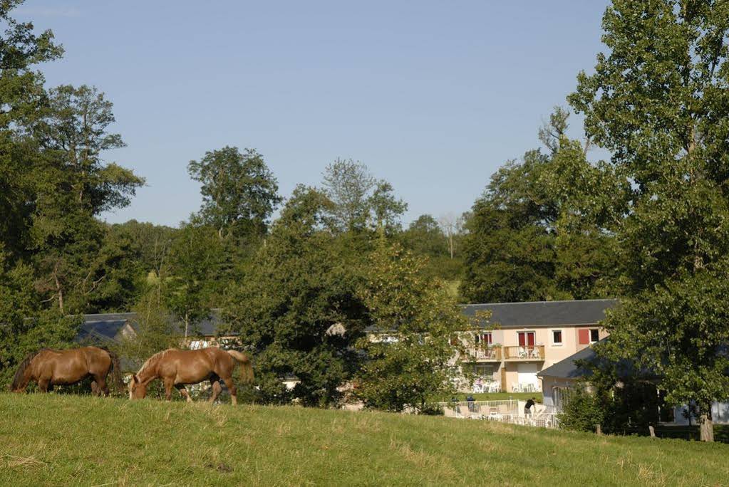 Le Hameau Du Lac