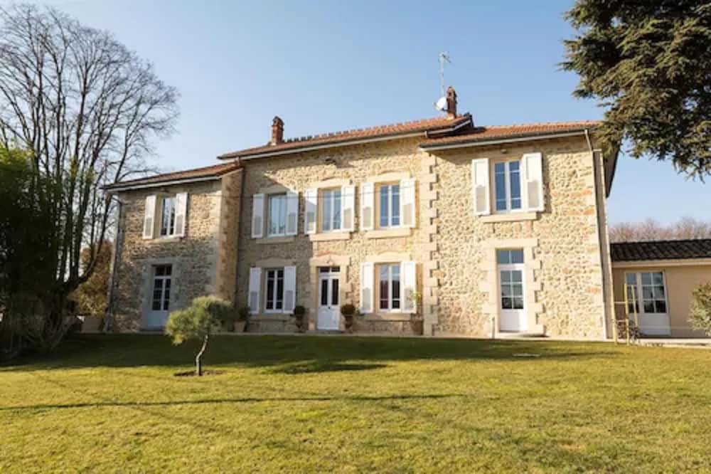 La Pietra