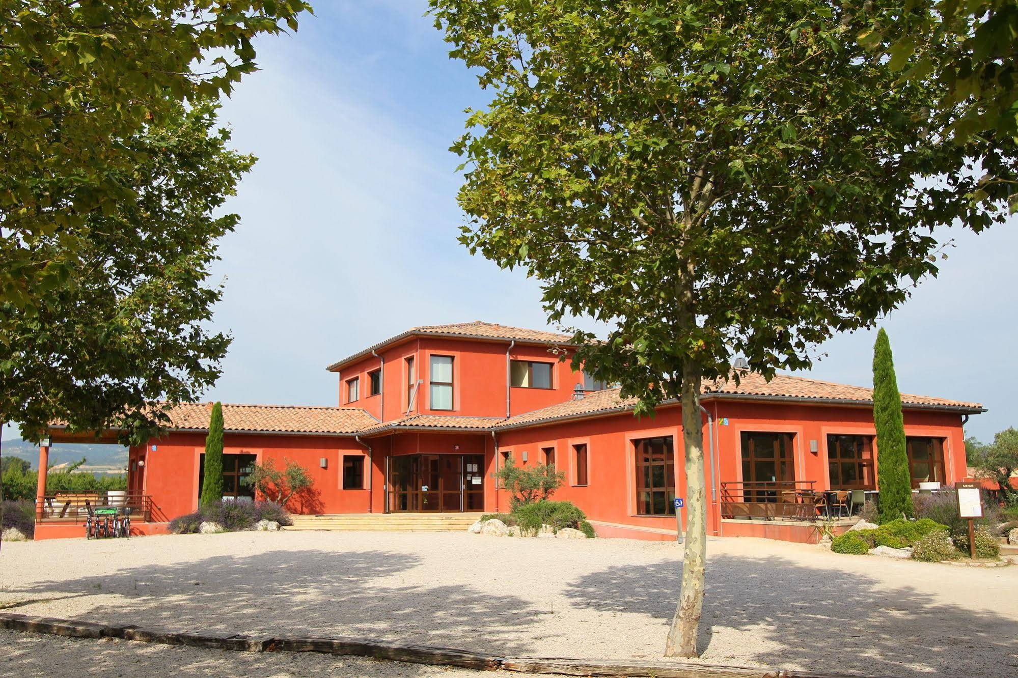 Domaine Du Lac by MMV