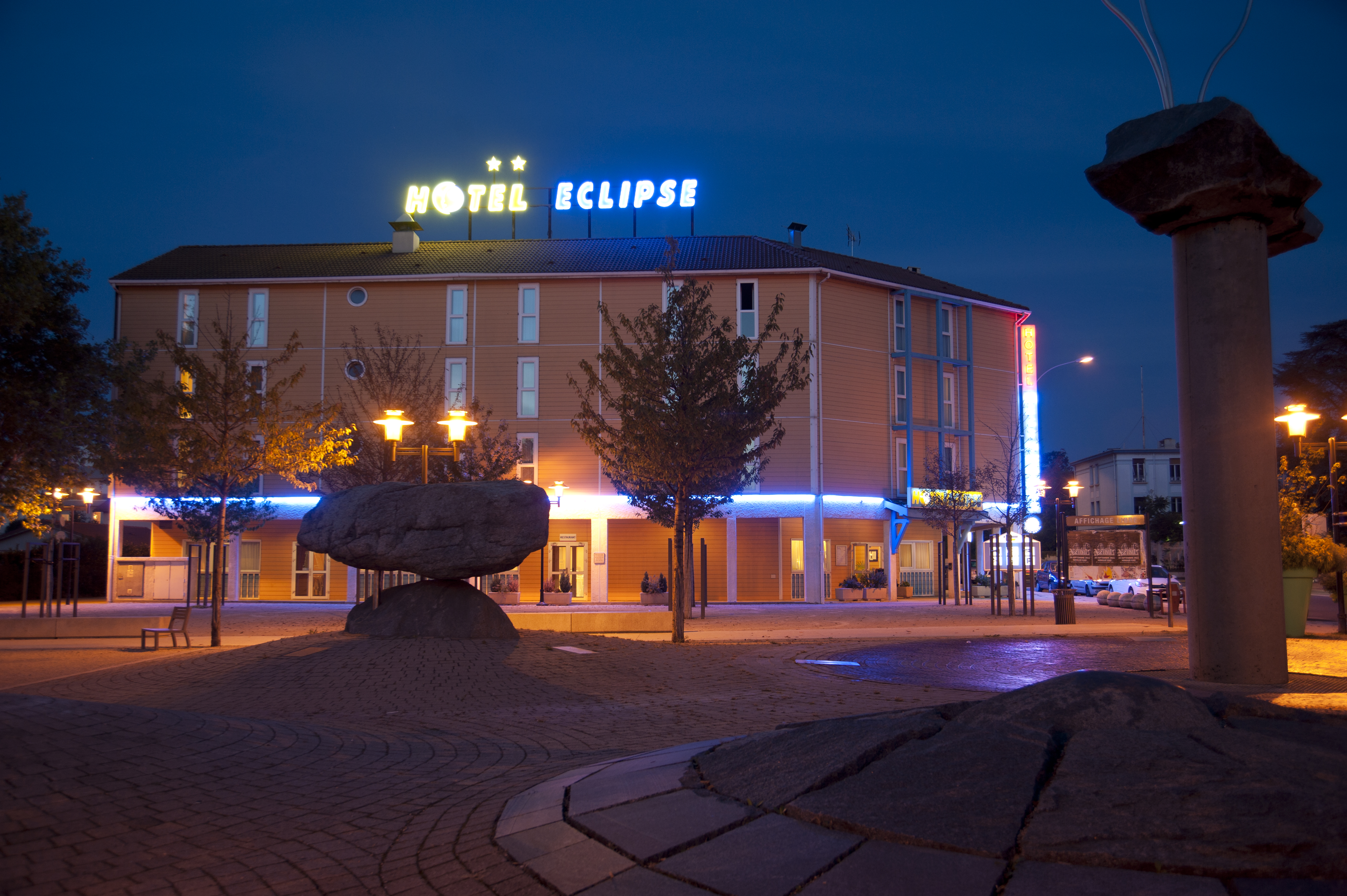 The Originals City, Hotel Éclipse