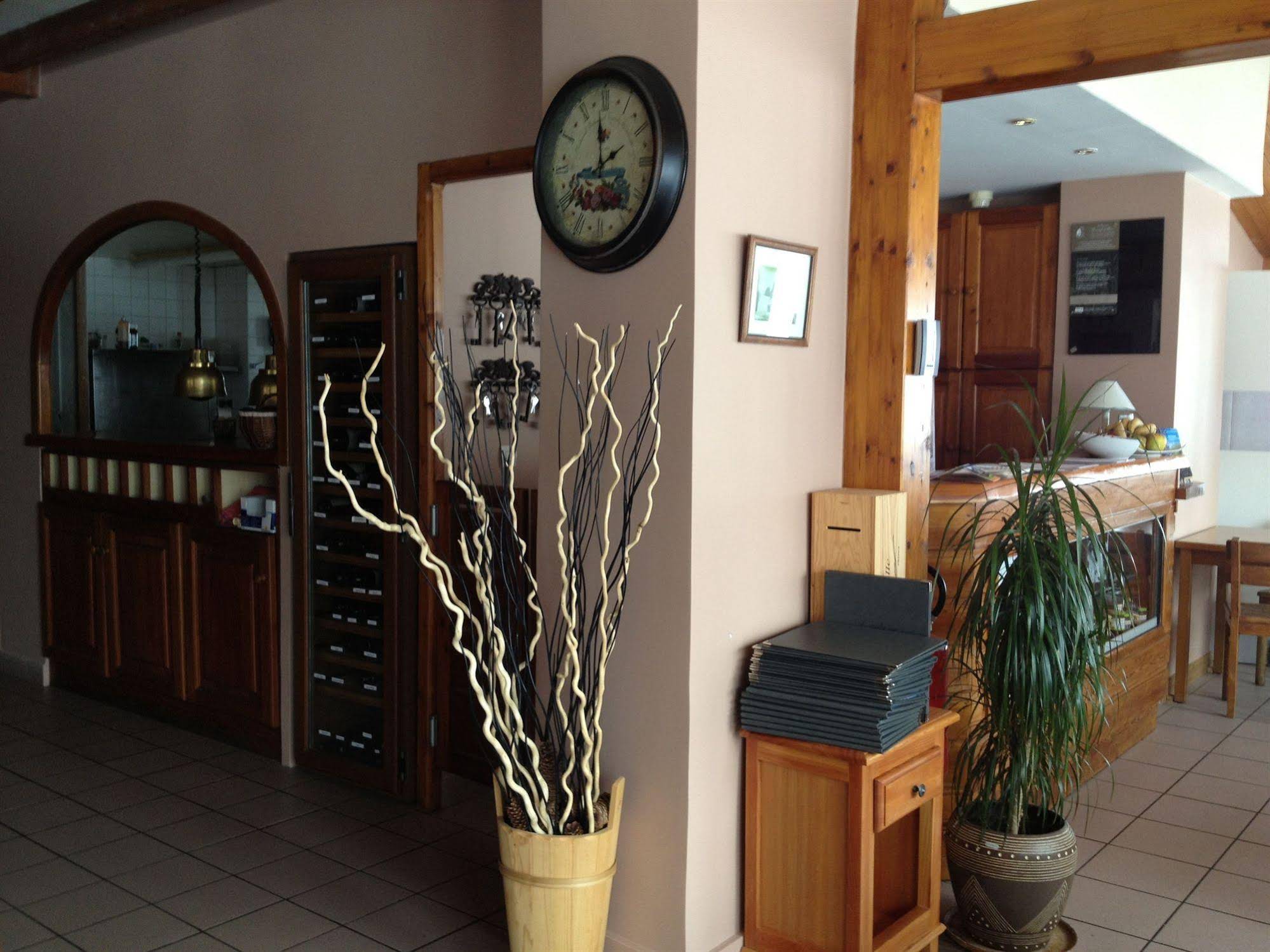 Auberge De La Croix Perrin