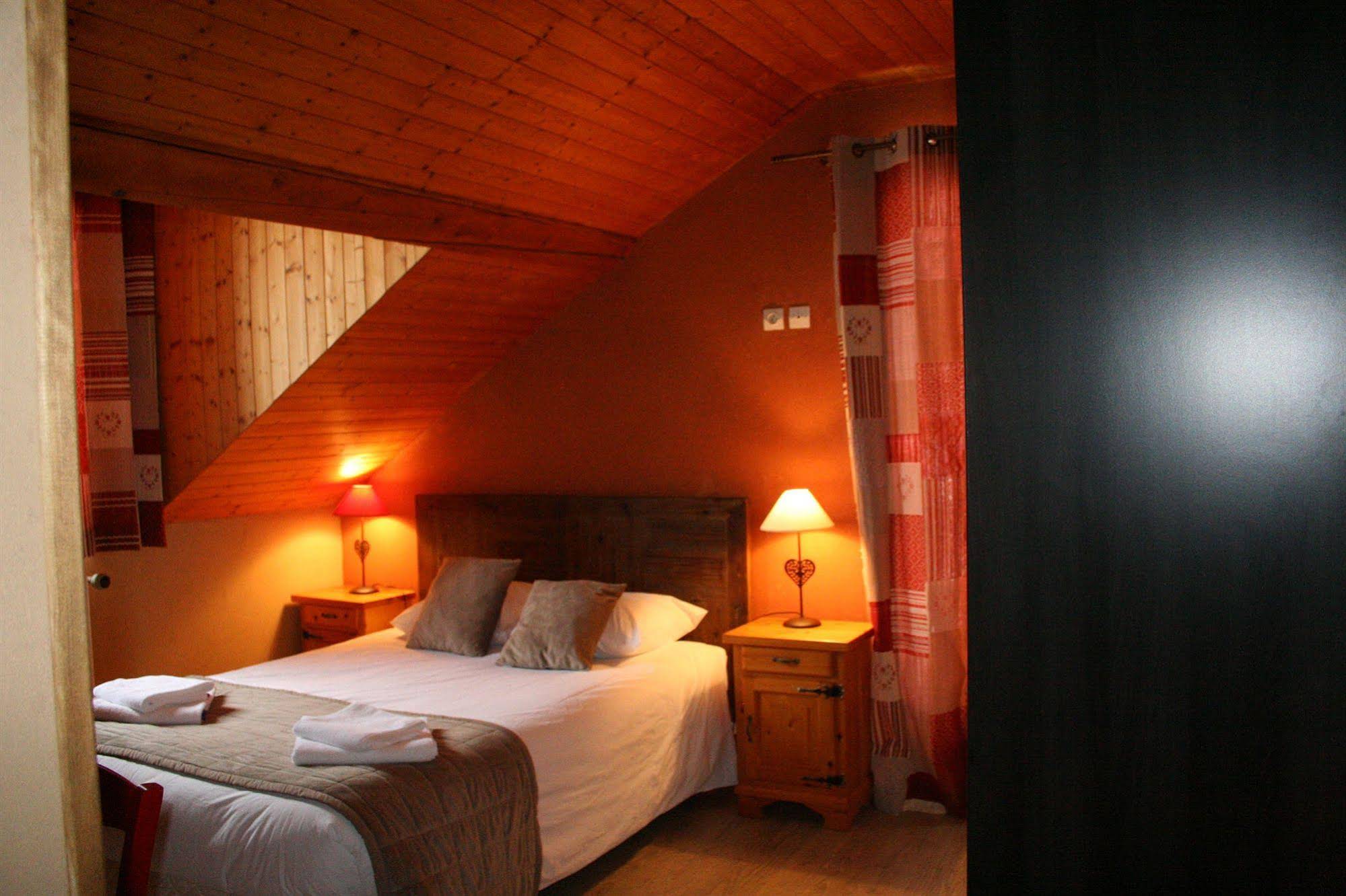 Auberge De La Croix Perrin