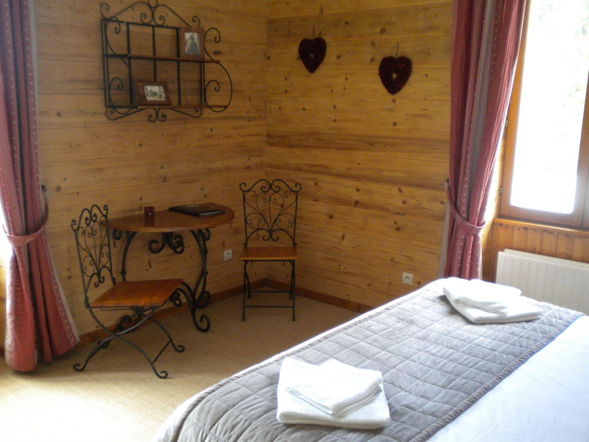 Auberge De La Croix Perrin