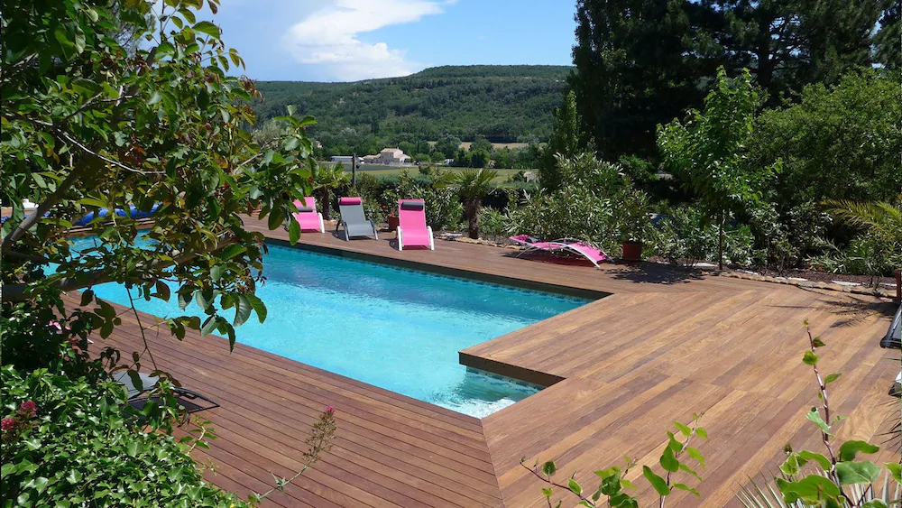 Le Château Des Estubiers - Les Gîtes