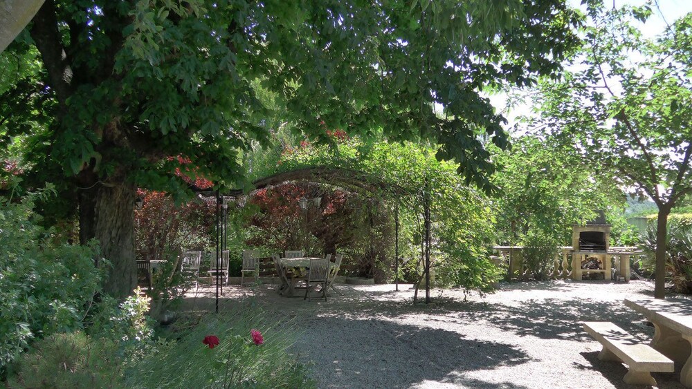 Le Château Des Estubiers - Les Gîtes