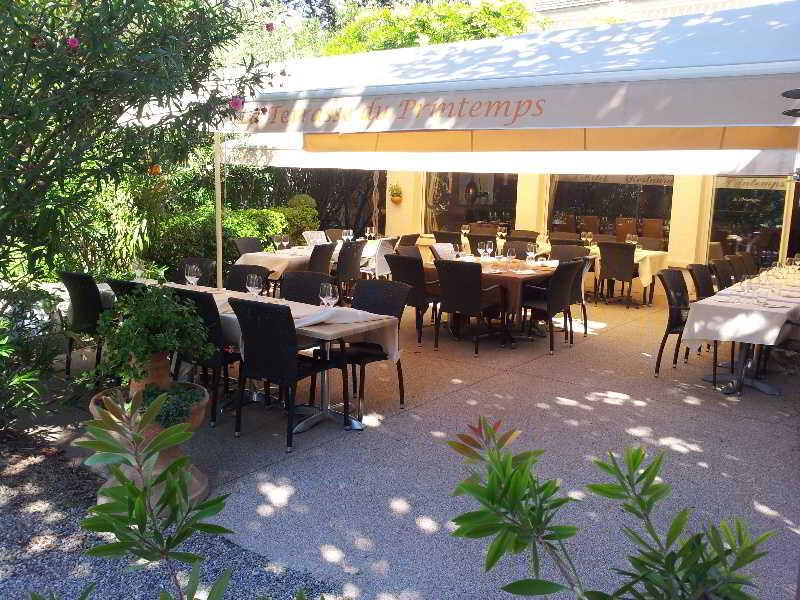 Hôtel Restaurant Le Printemps