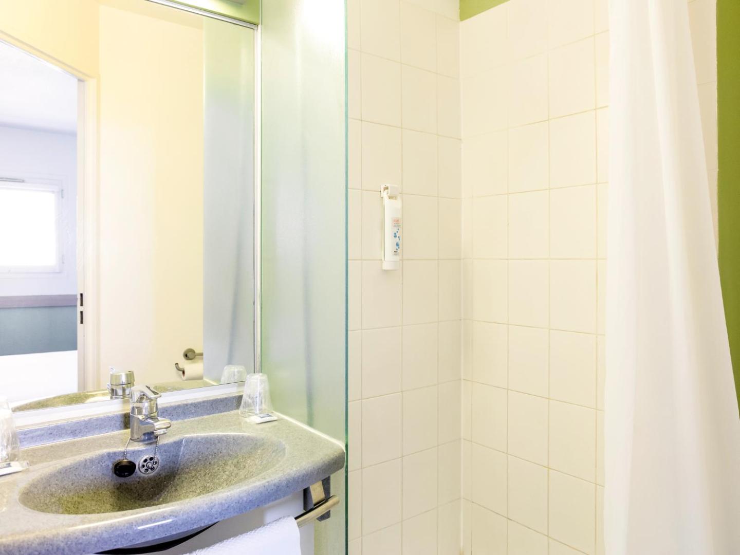 ibis budget Lyon Saint-Genis-Laval