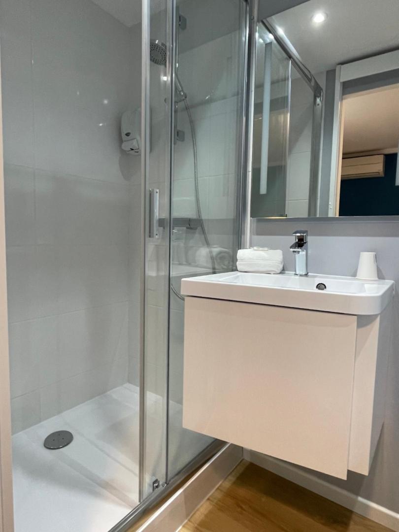 Hotel initial Lyon / Villefranche-Sur-Saone  by balladins