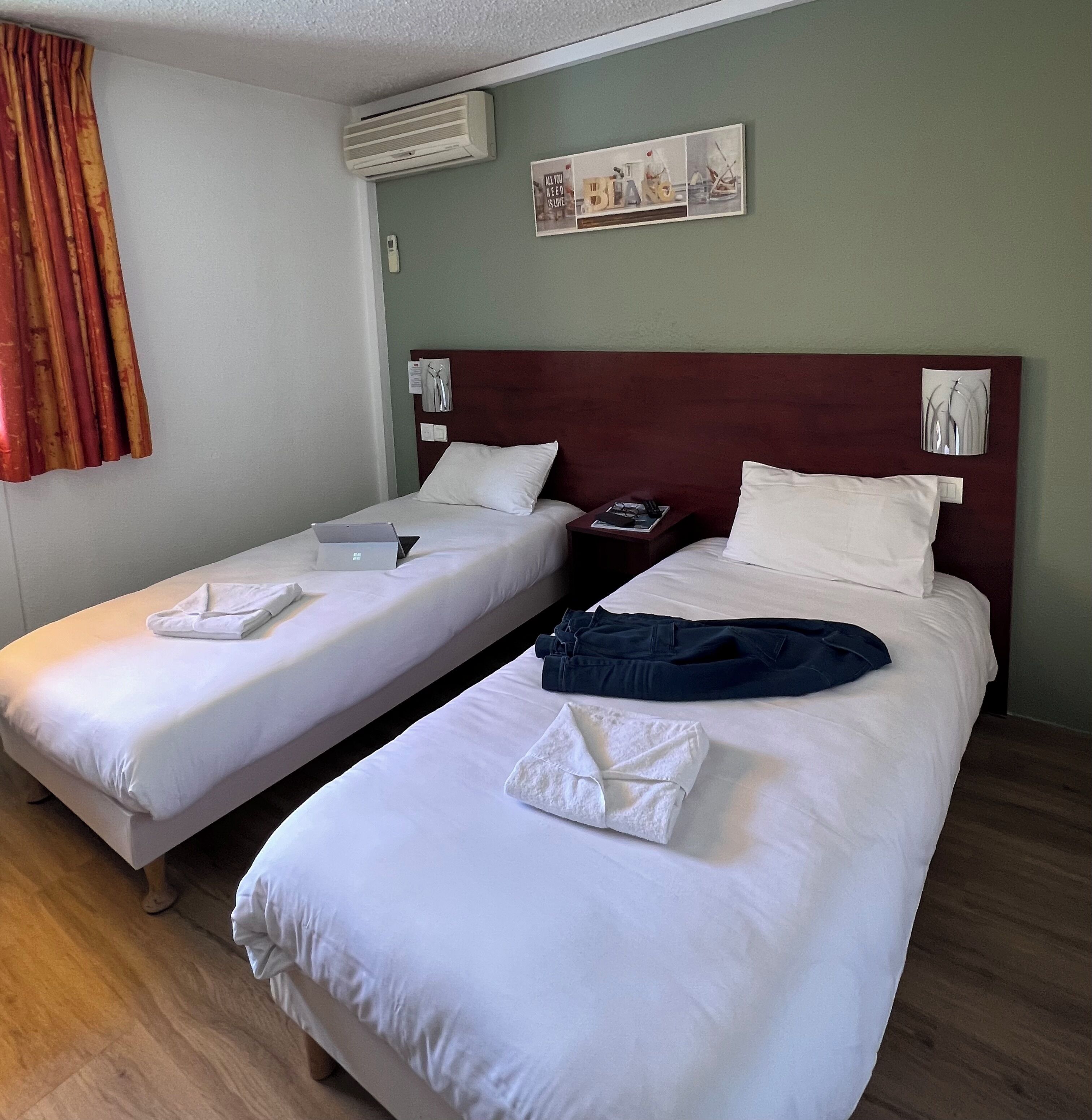 Hotel initial Lyon / Villefranche-Sur-Saone  by balladins