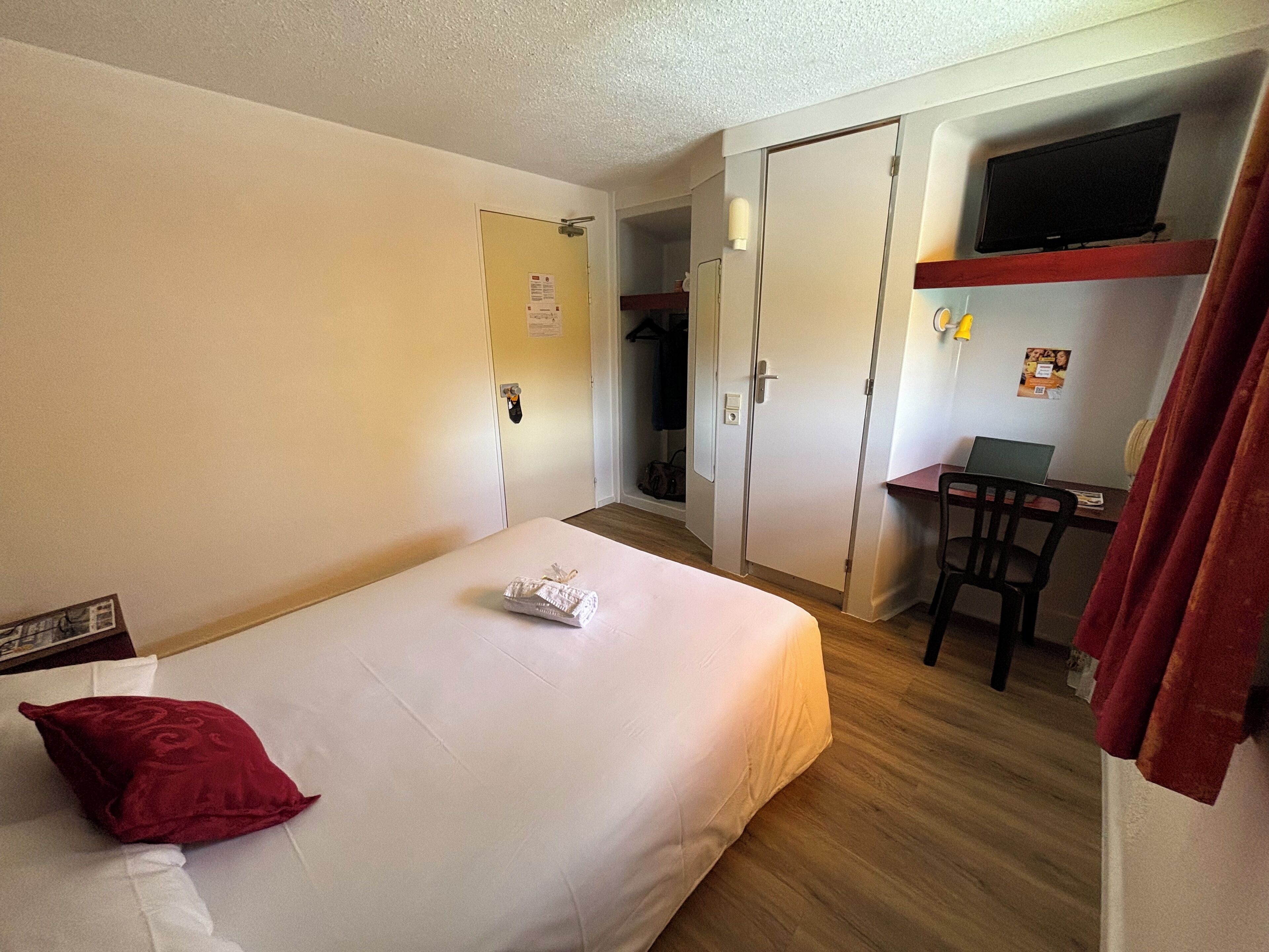 Hotel initial Lyon / Villefranche-Sur-Saone  by balladins