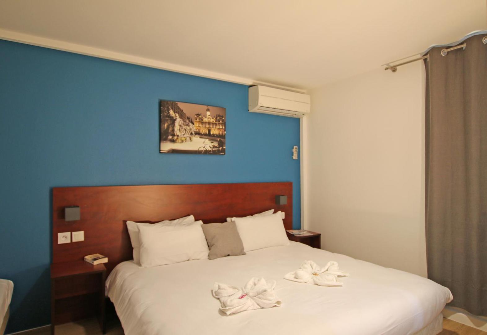 Hotel initial Lyon / Villefranche-Sur-Saone  by balladins