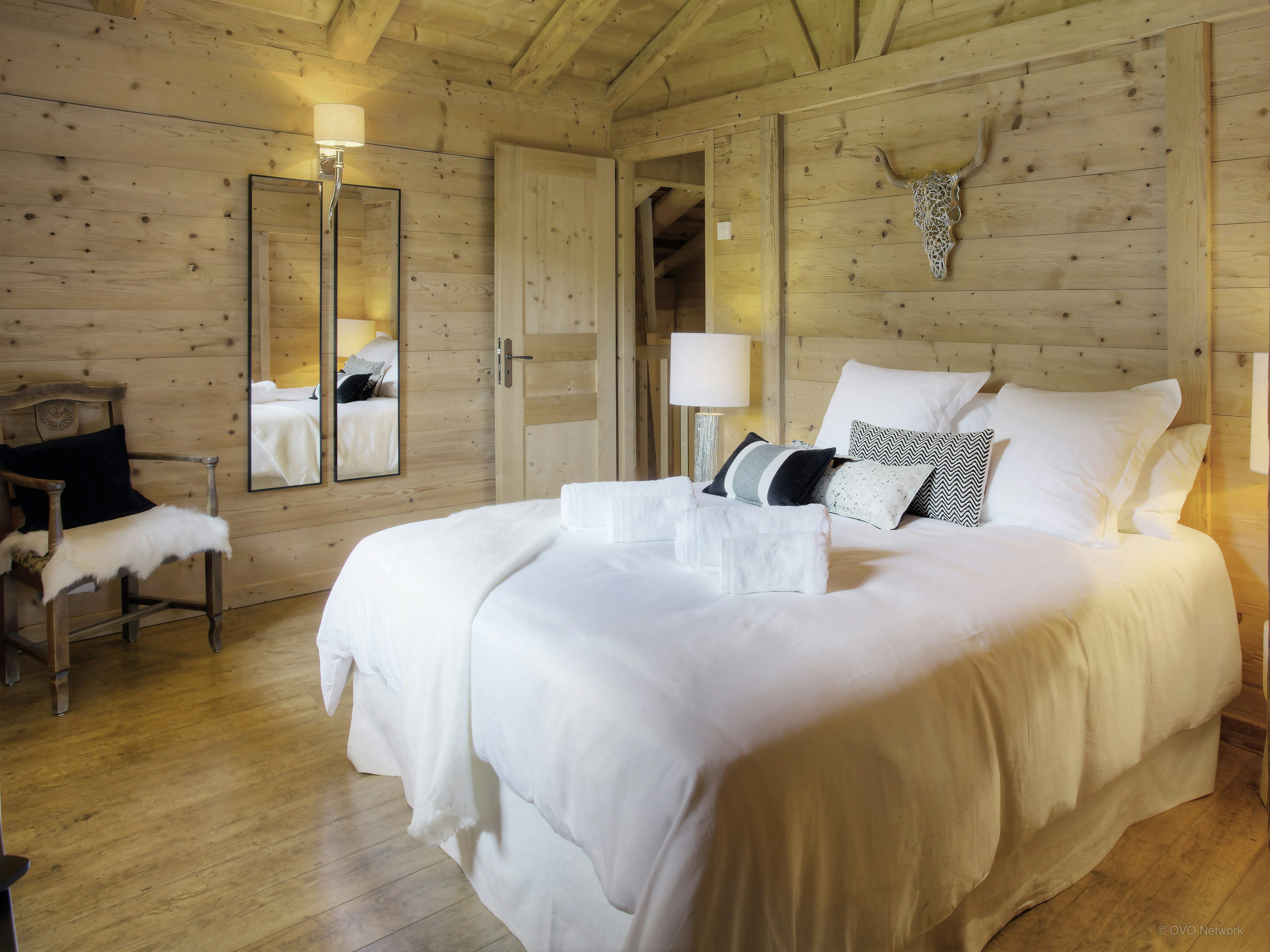 Chalet Hollygotty - OVO Network