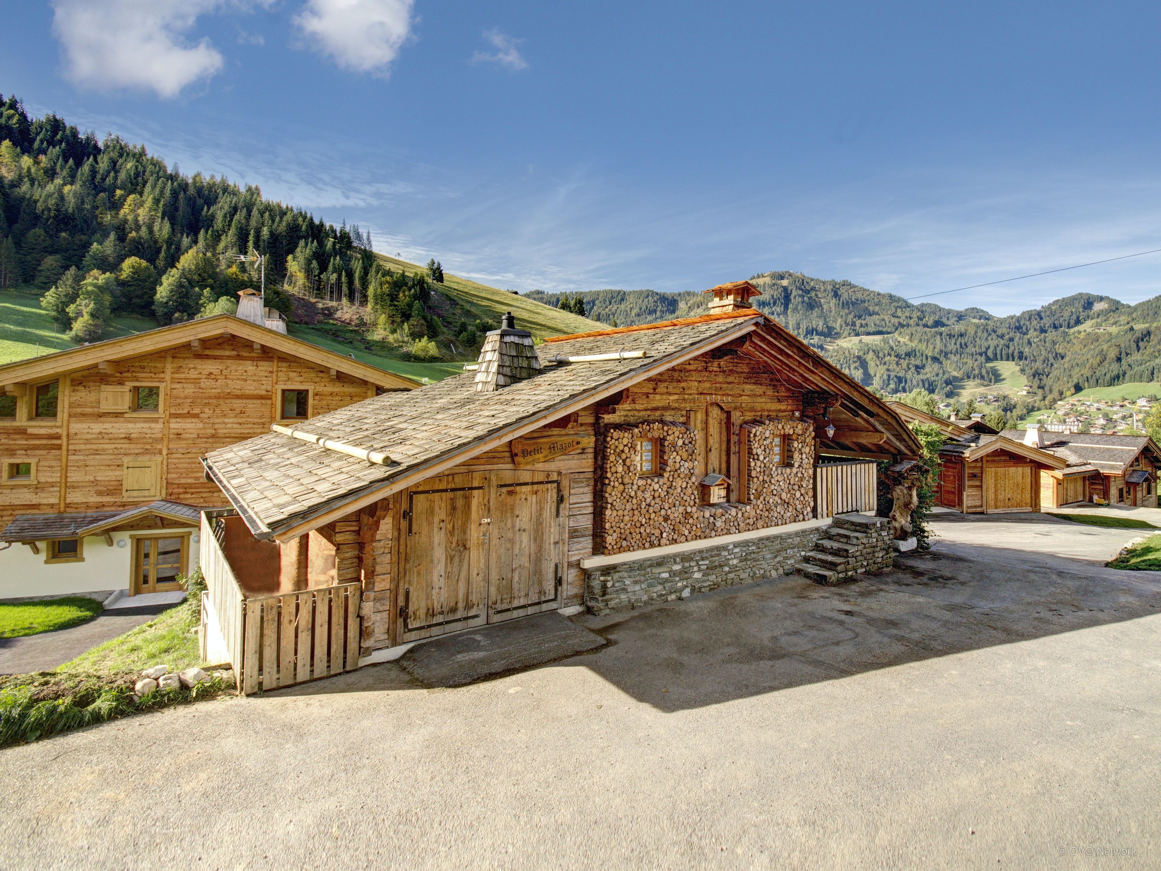 Chalet Le Petit Mazot-Ovo Network