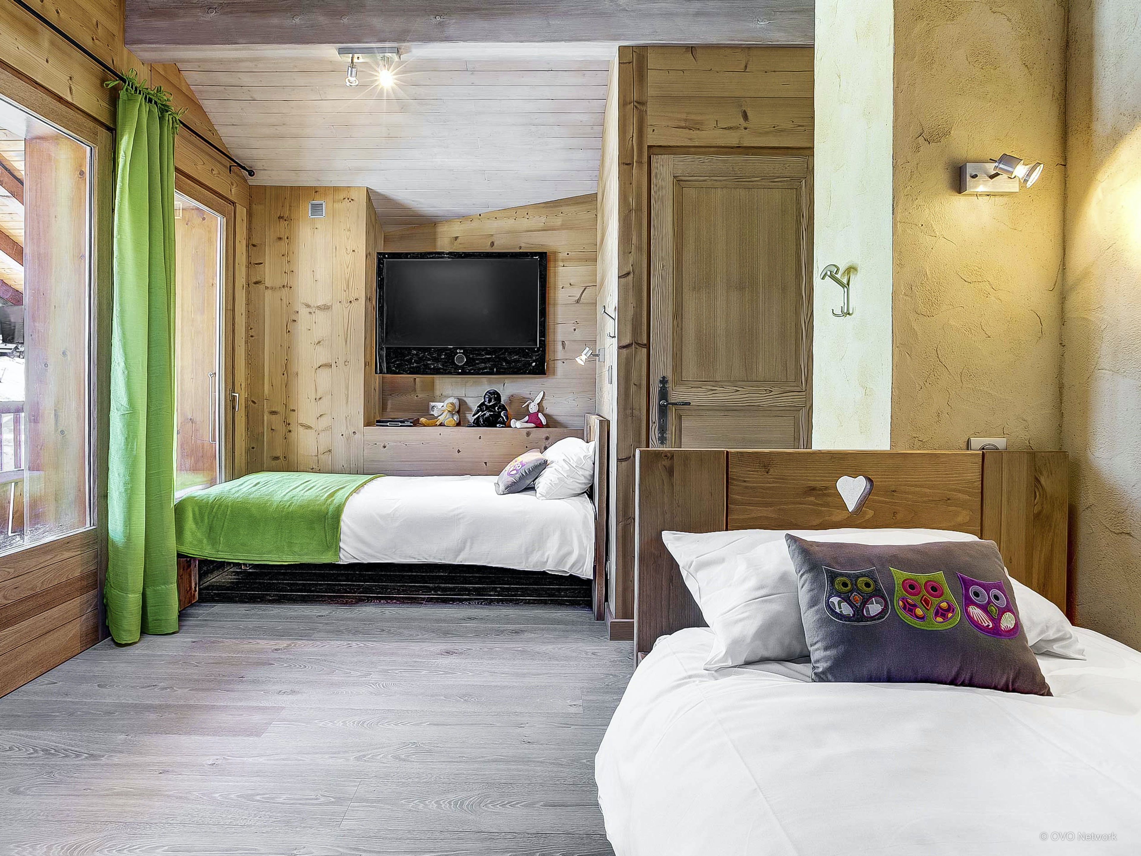Chalet Sicoria-Ovo Network