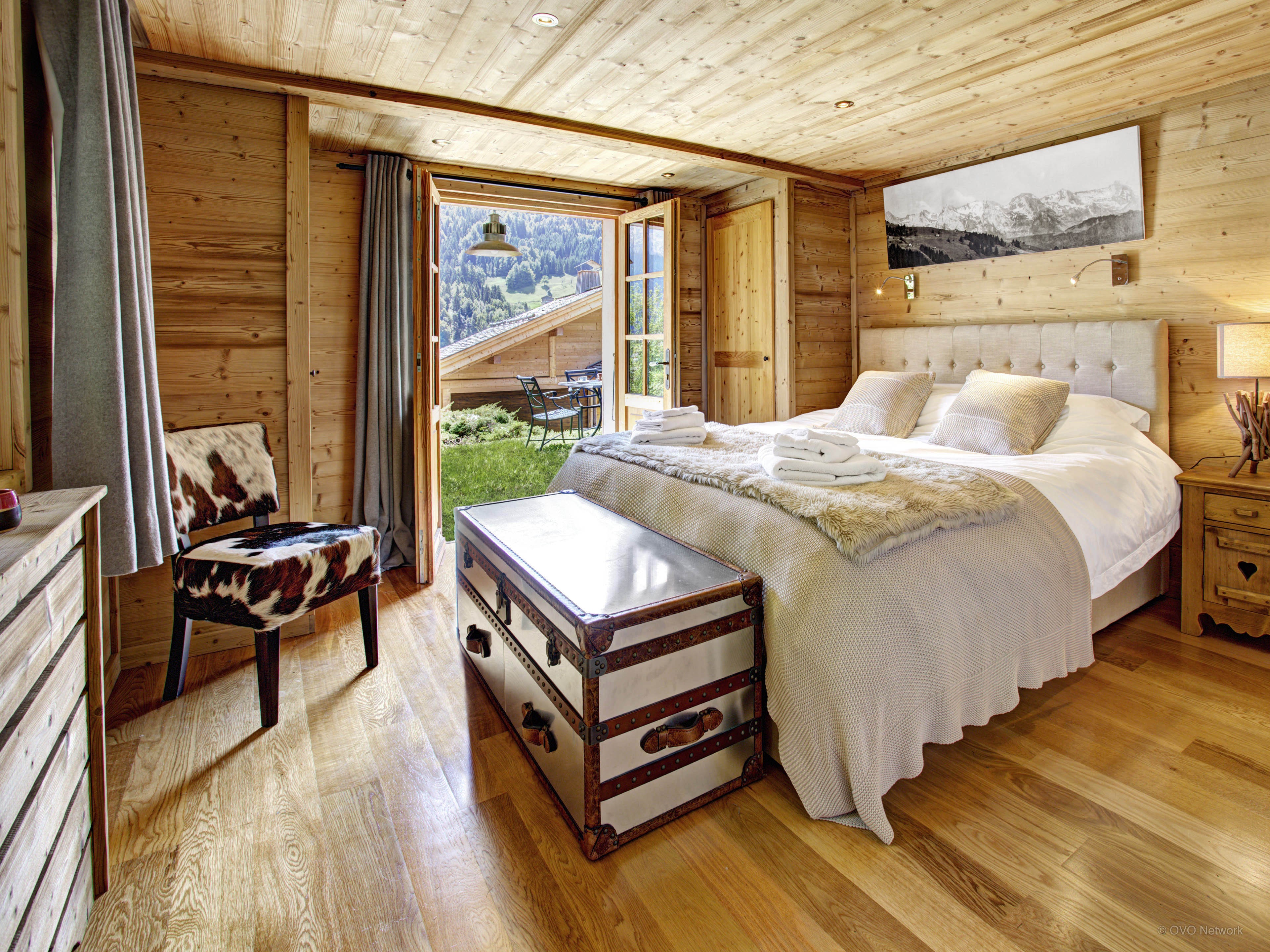 Fleur Des Neiges Grand Bornand - OVO Network