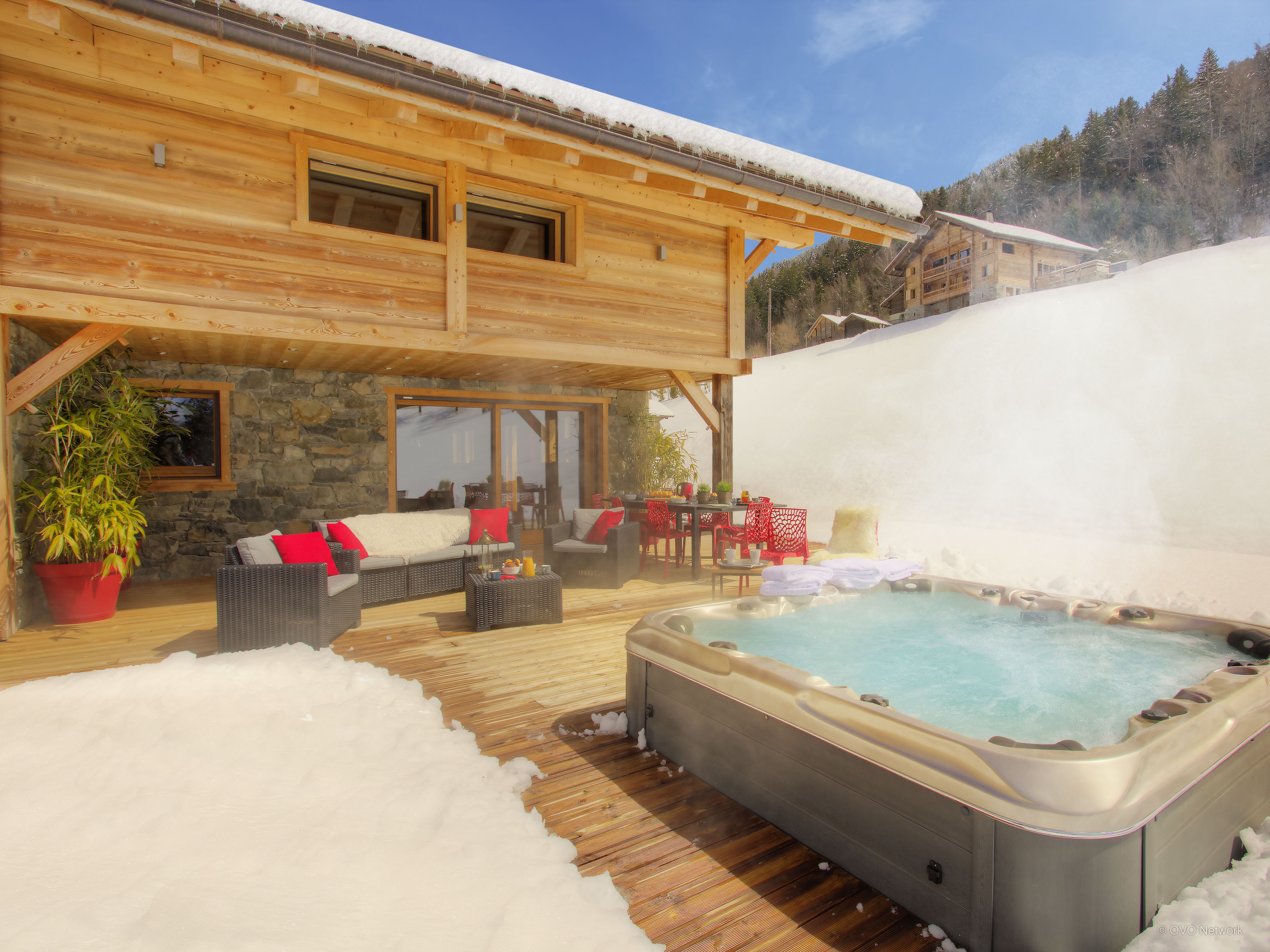 Chalet Le Buhel-Ovo Network