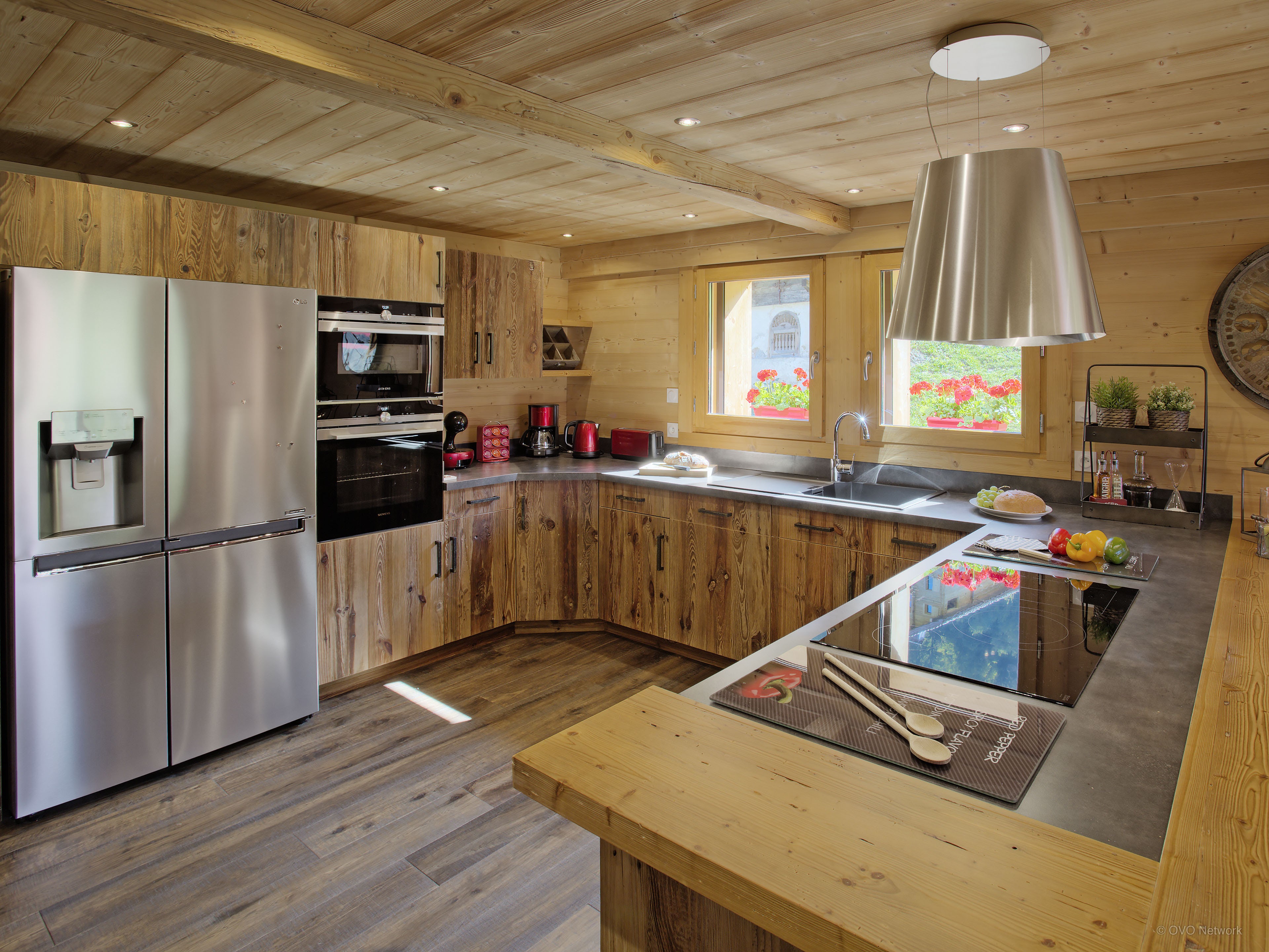 Chalet Le Buhel-Ovo Network