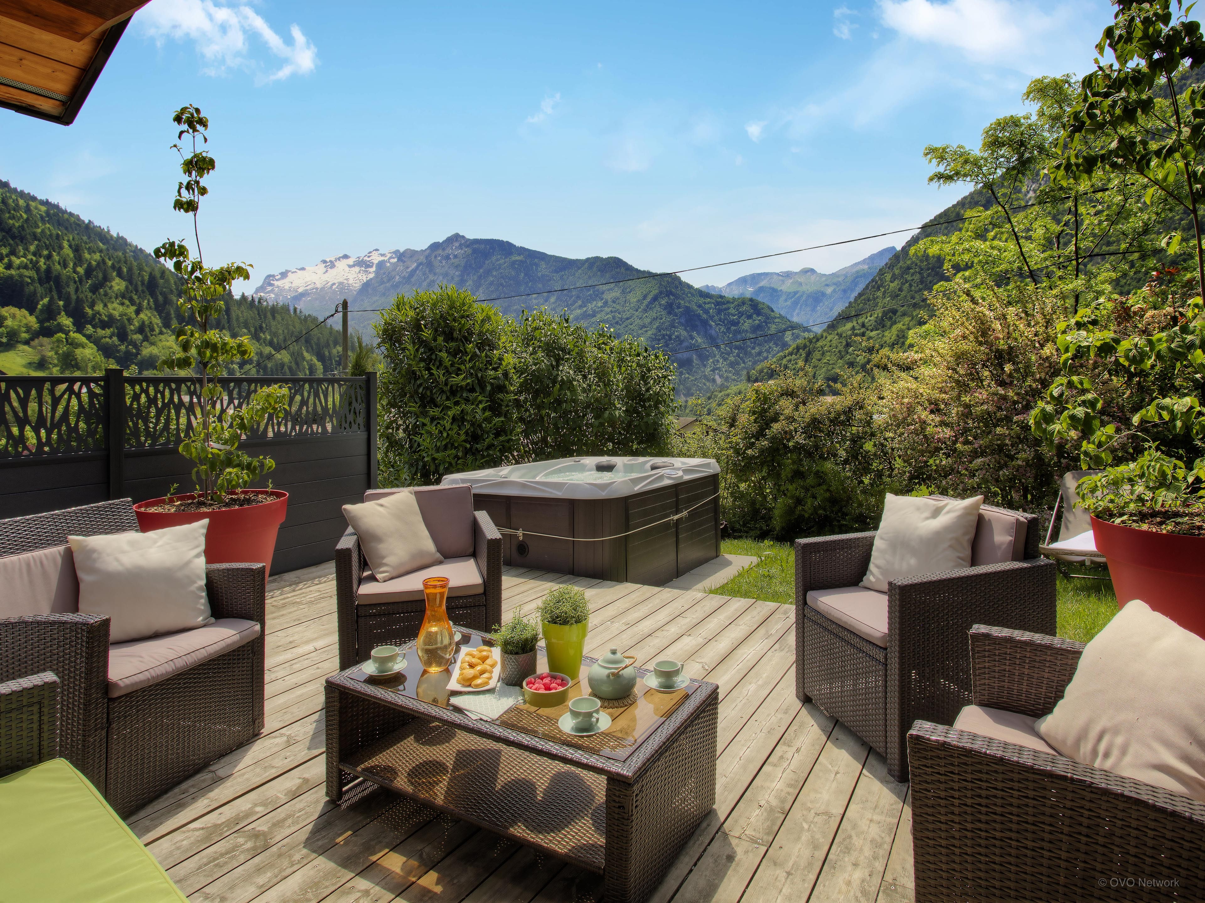 Chalet De Rollon-OVO Network