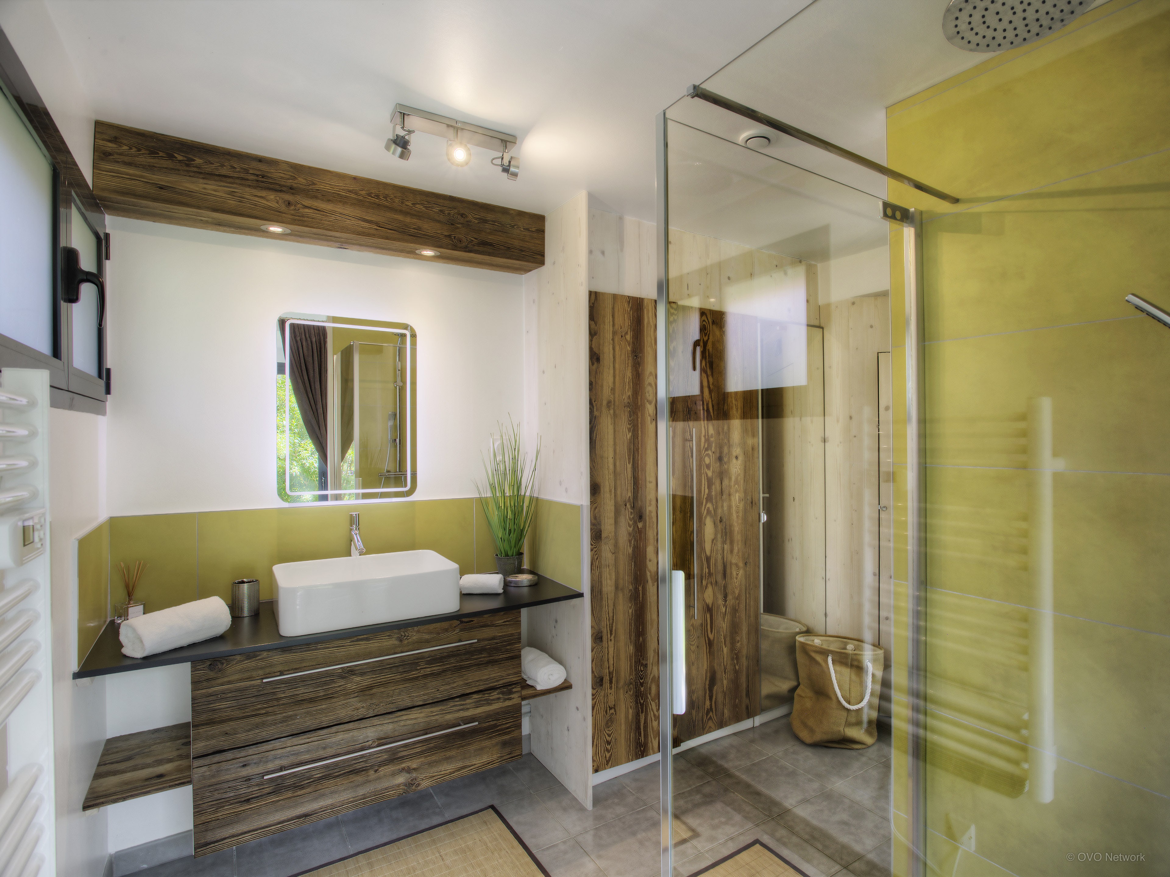 Chalet De Rollon-OVO Network
