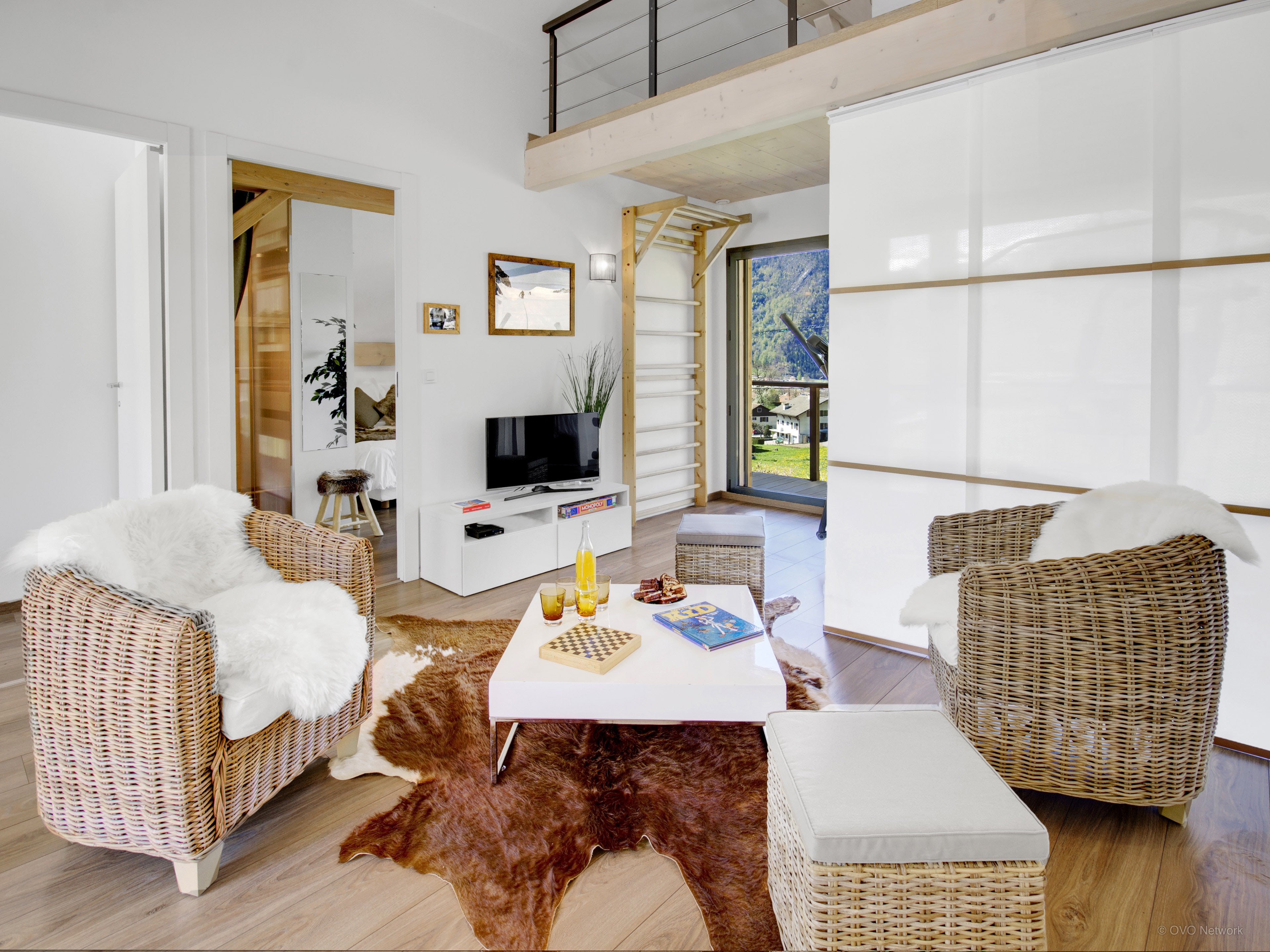Chalet De Rollon-OVO Network