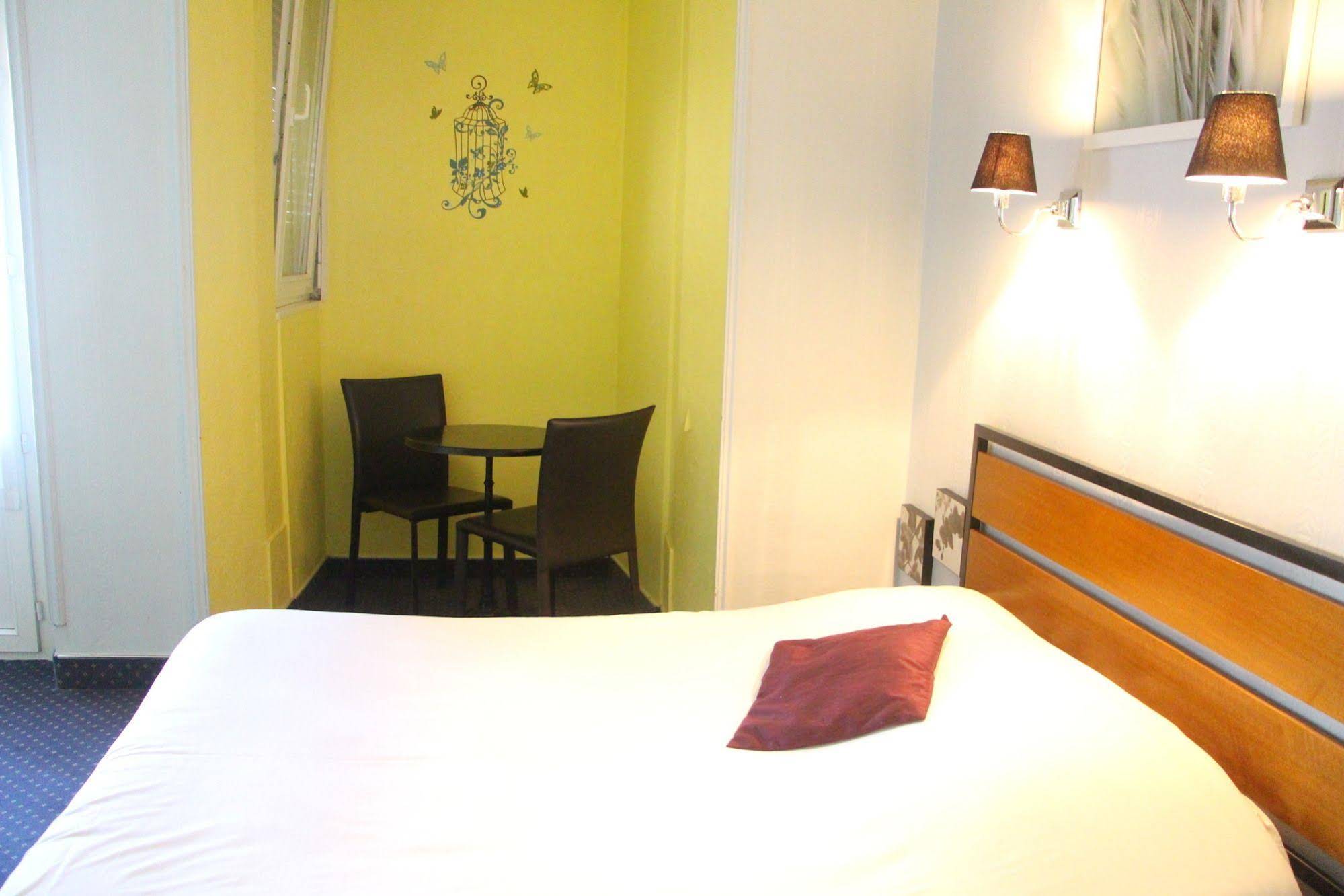 Cecil Hotel