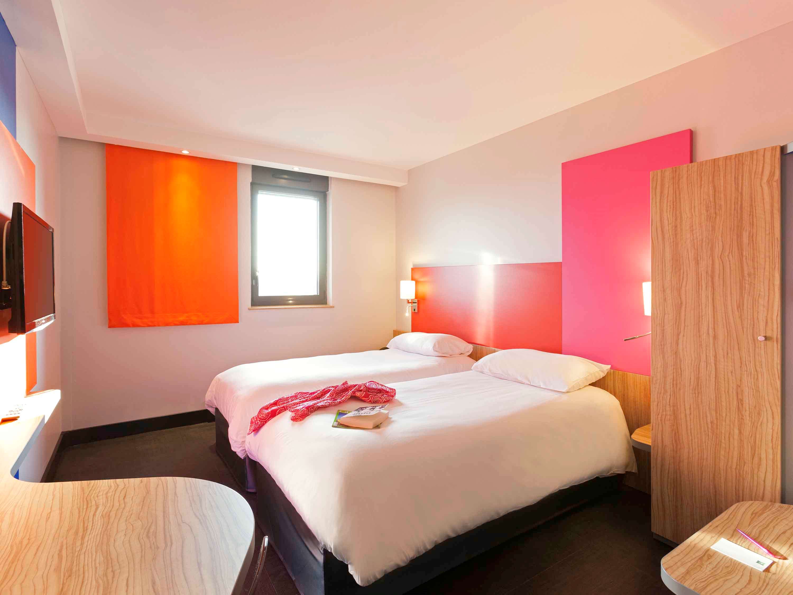 ibis Styles Romans Valence Gare TGV Hotel