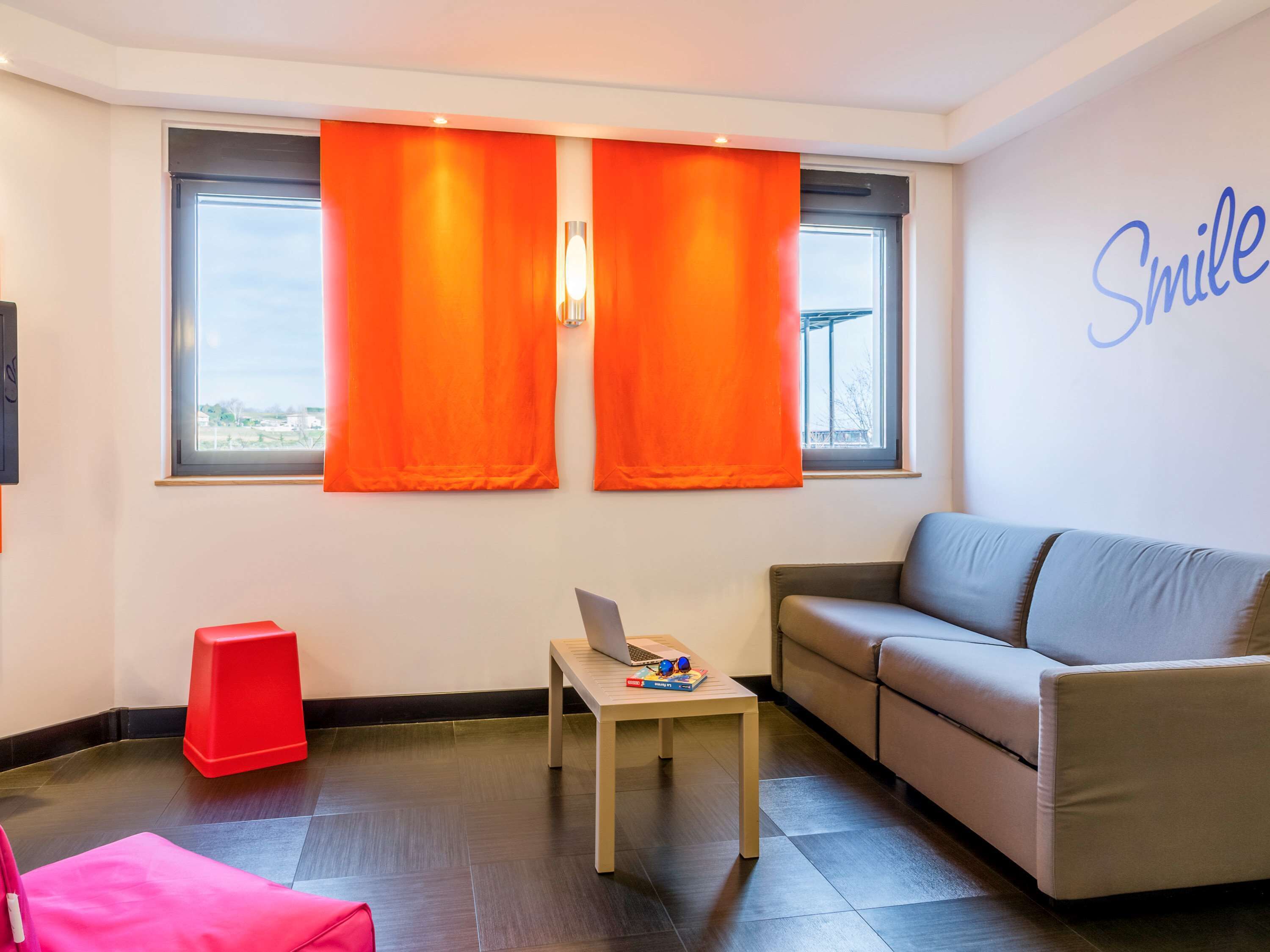 ibis Styles Romans Valence Gare TGV Hotel
