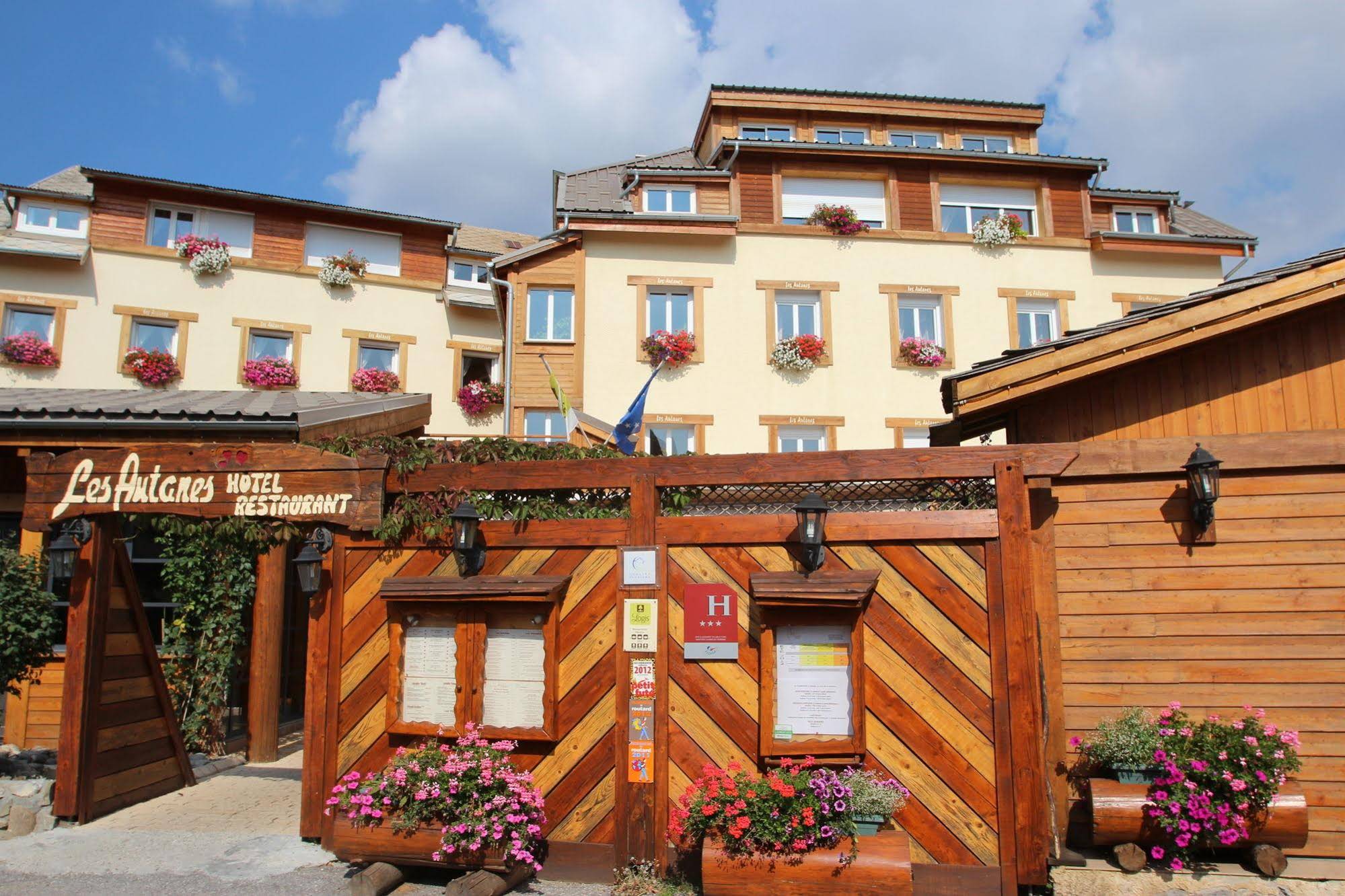 Hotel Les Autanes