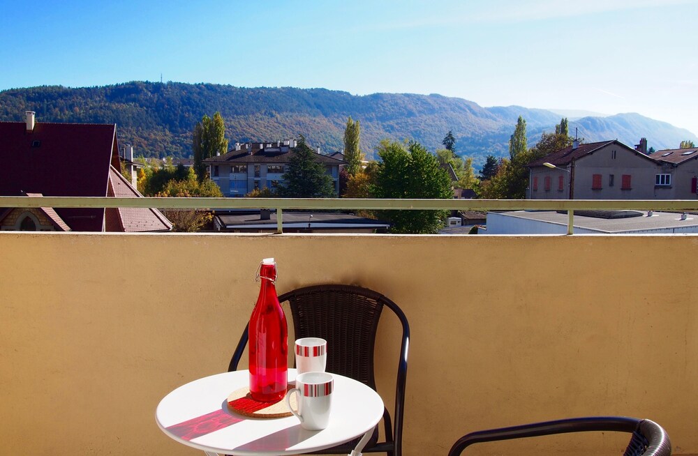 Annecy Booking