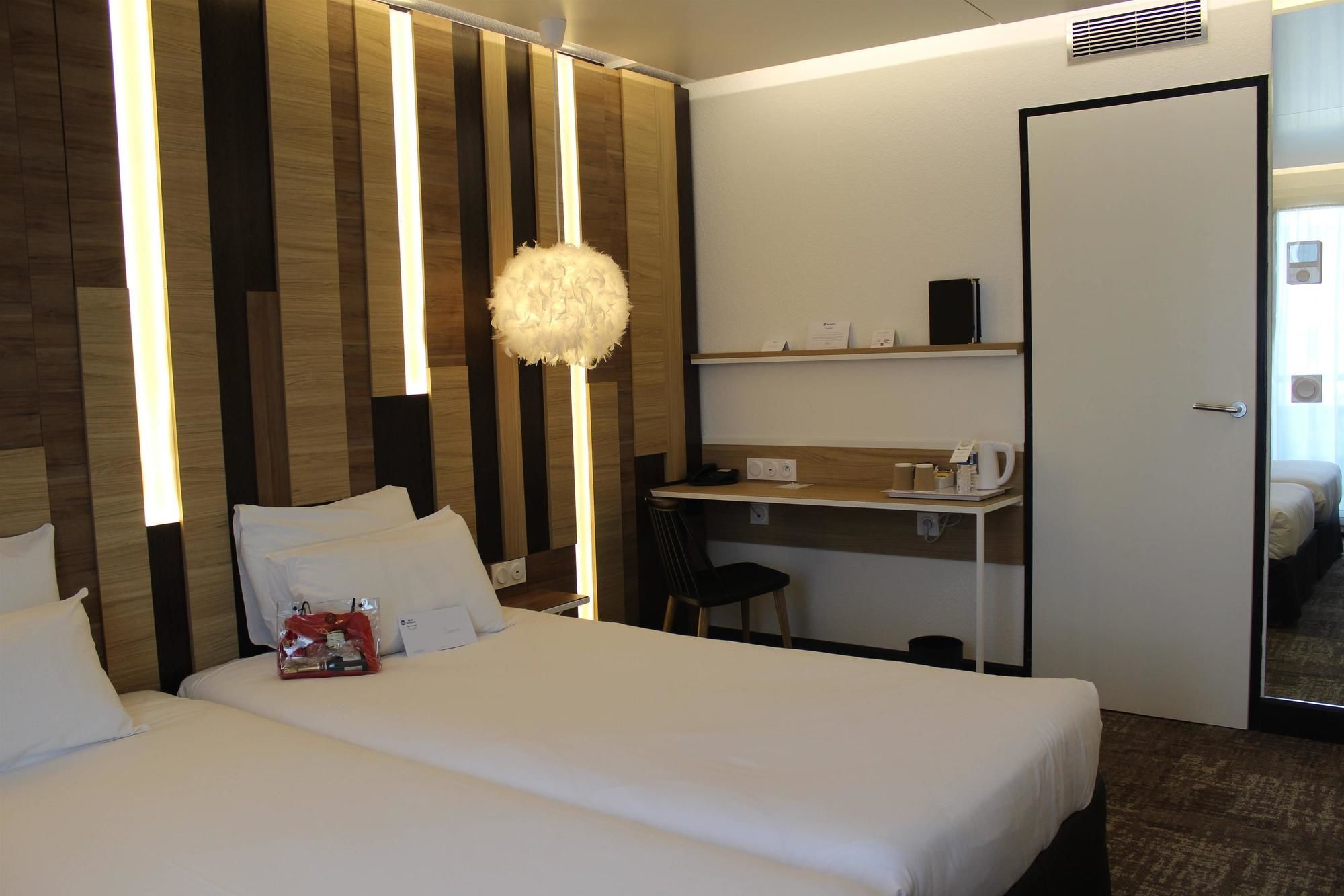 Moxy Annecy