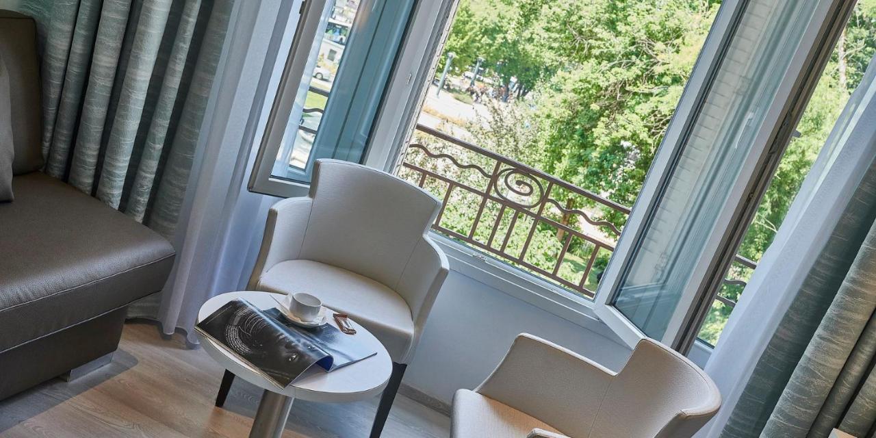 Best Western Plus Hotel Carlton