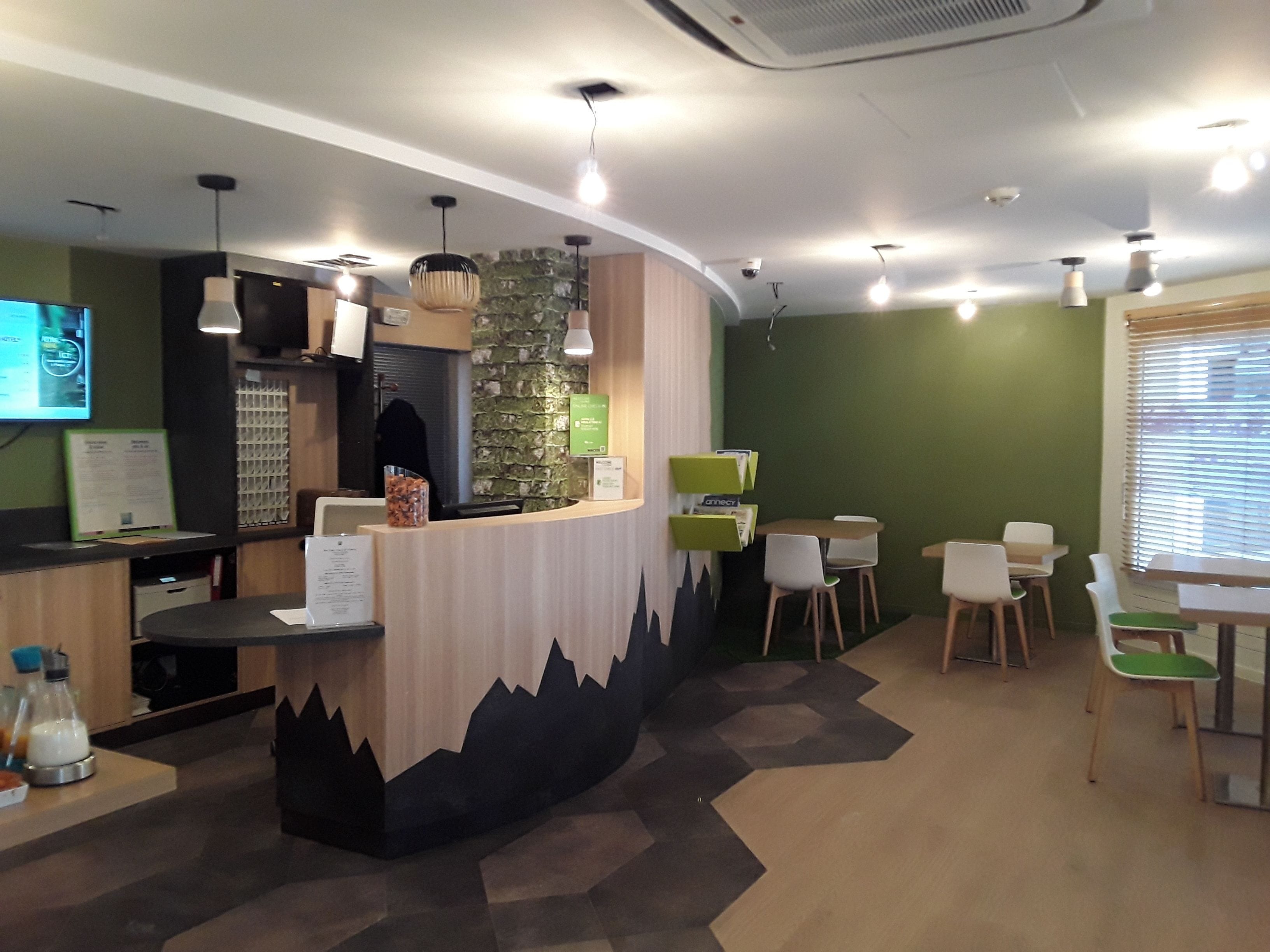 ibis Styles Annecy Gare Centre
