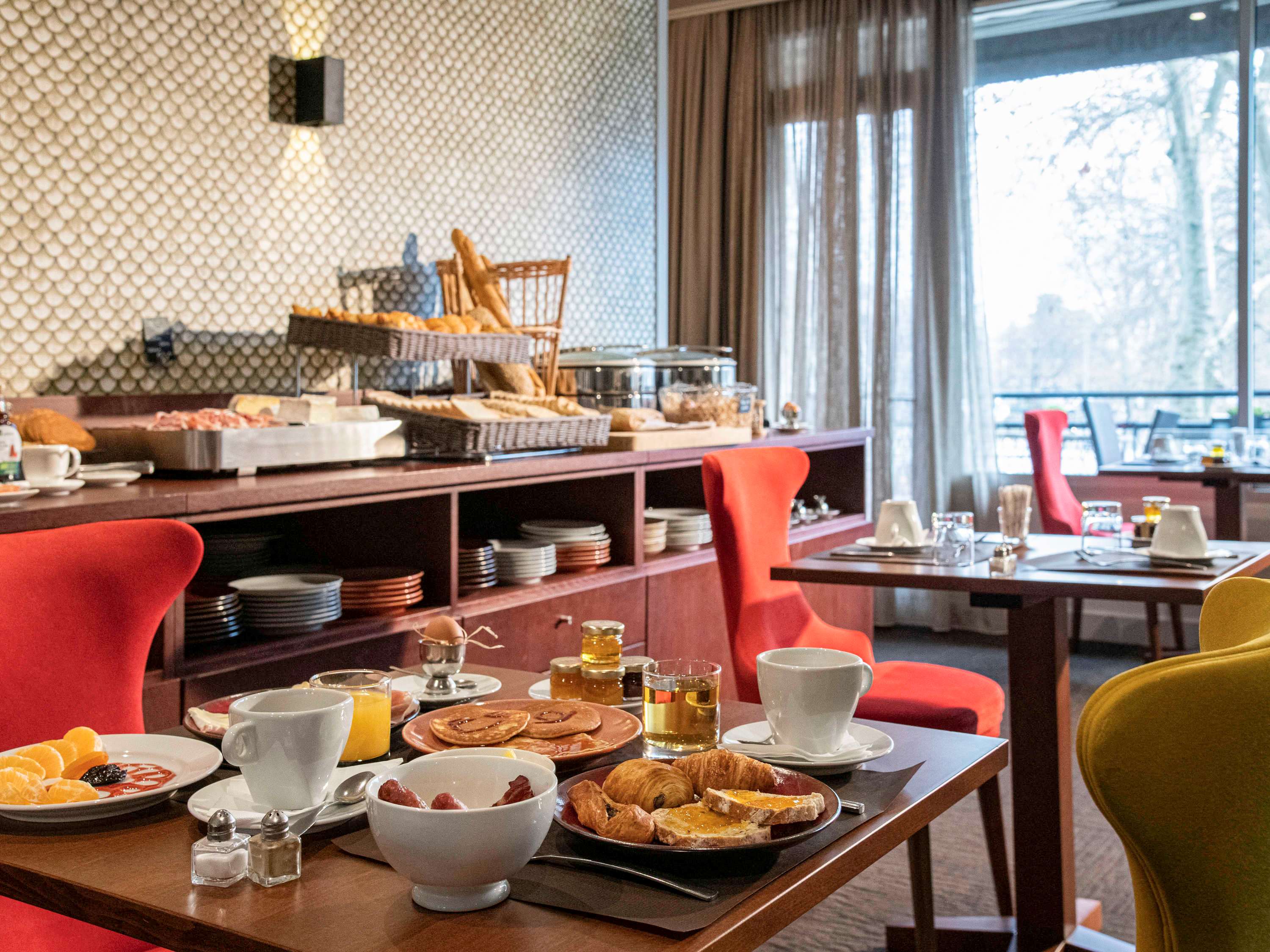 Le Splendid Hotel Lac d'Annecy - Handwritten Collection