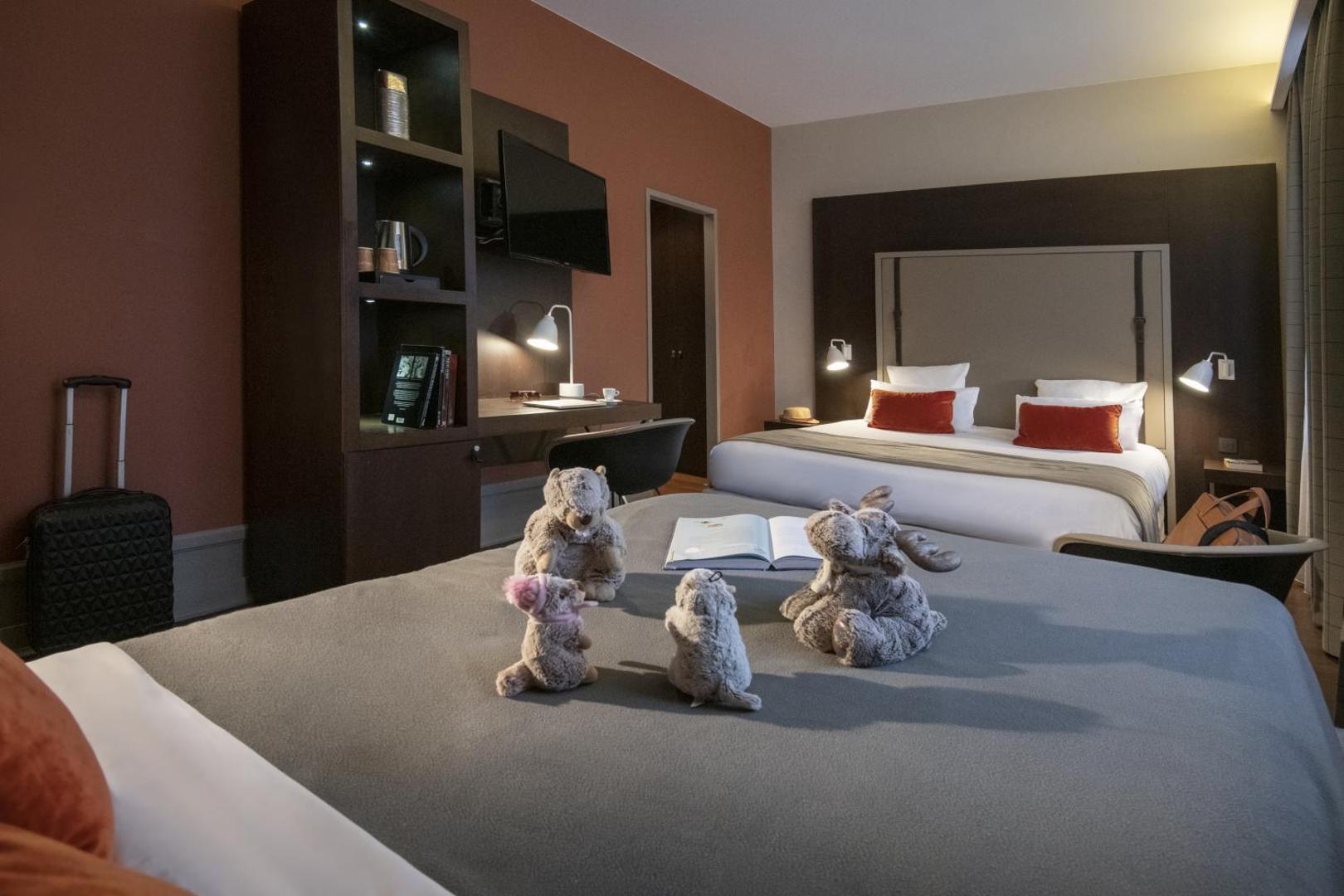 Le Splendid Hotel Lac d'Annecy - Handwritten Collection