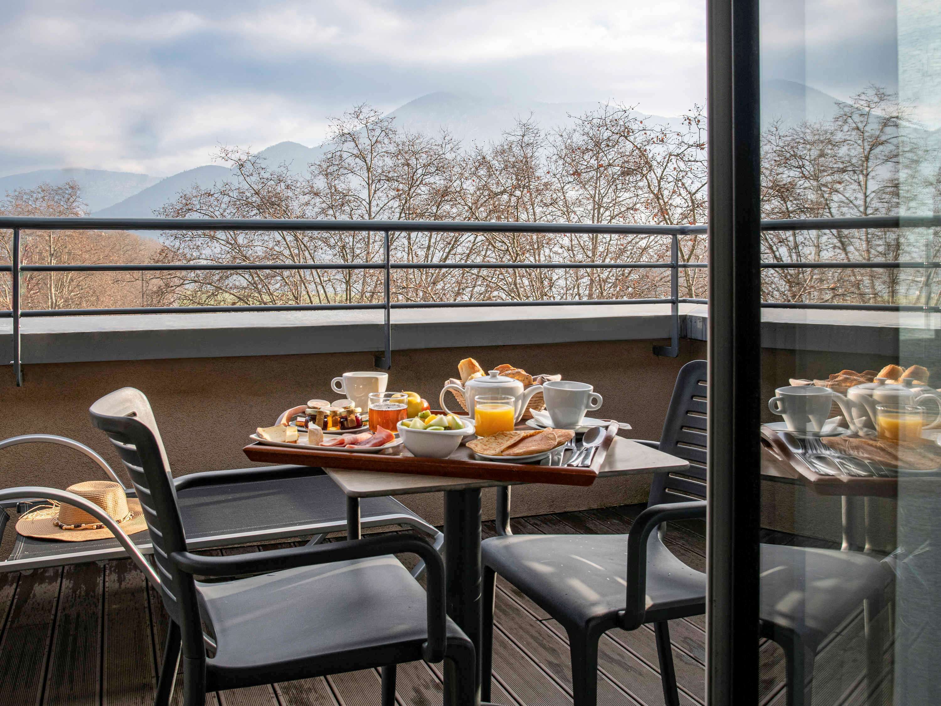 Le Splendid Hotel Lac d'Annecy - Handwritten Collection