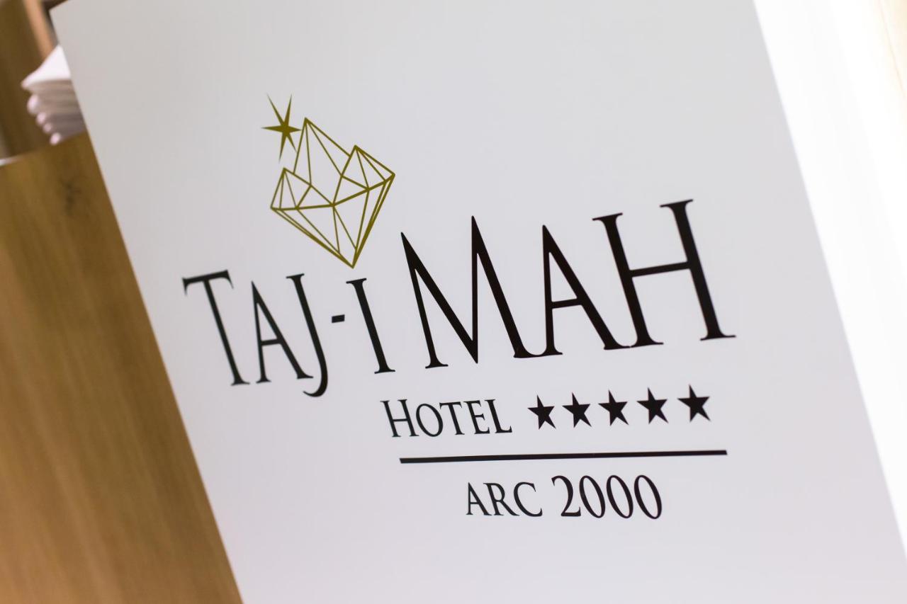 Taj-I Mah Hotel