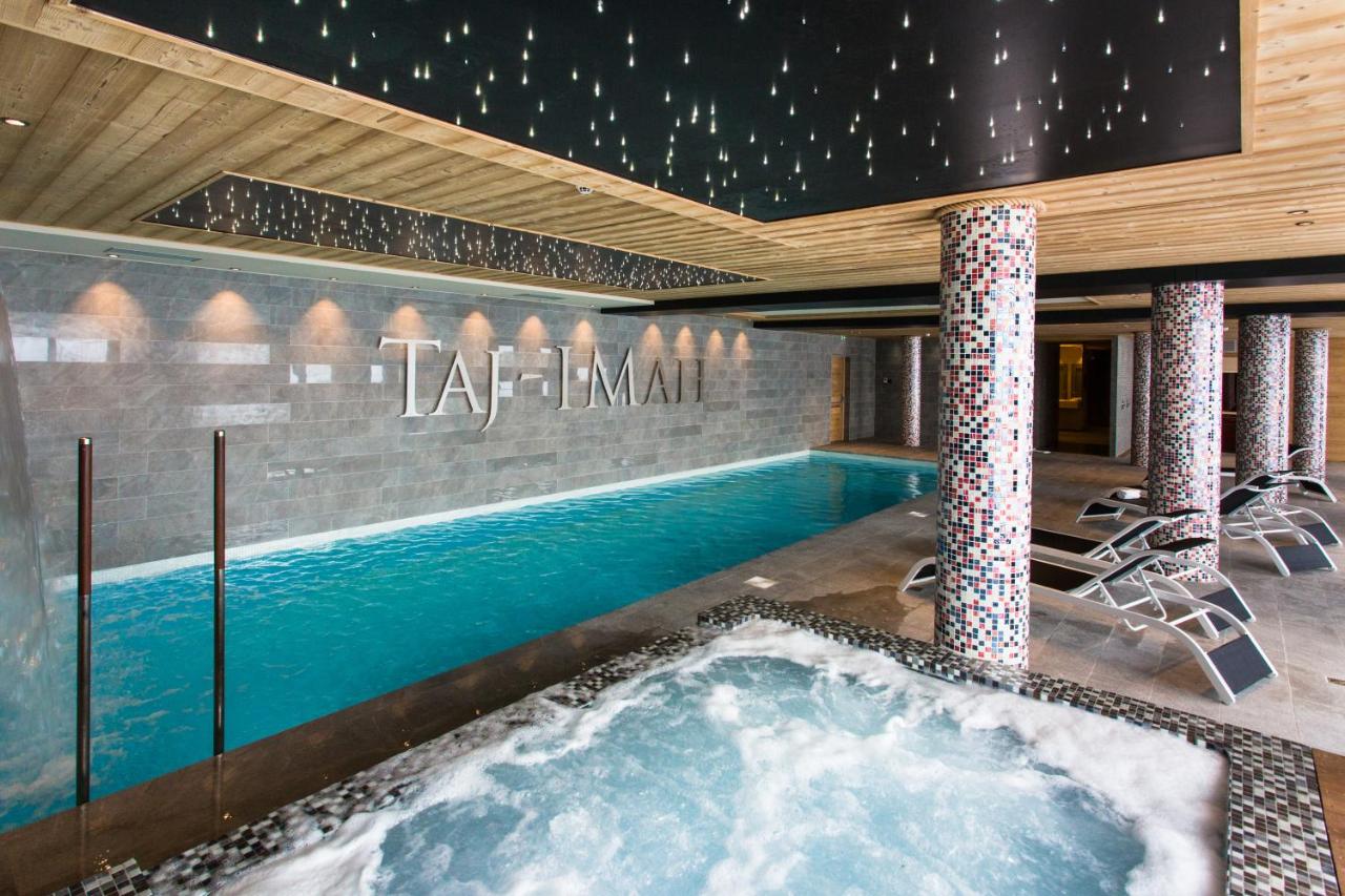 Taj-I Mah Hotel