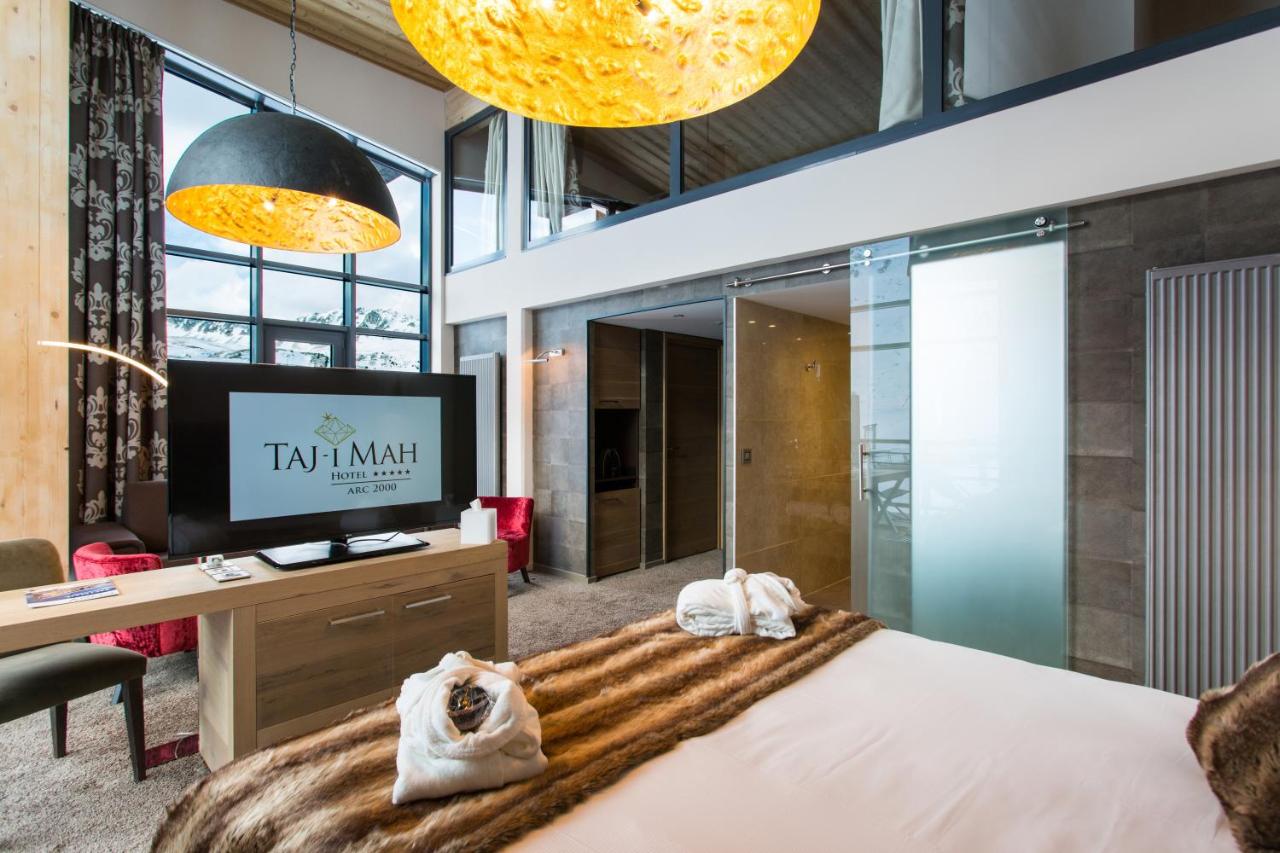 Taj-I Mah Hotel