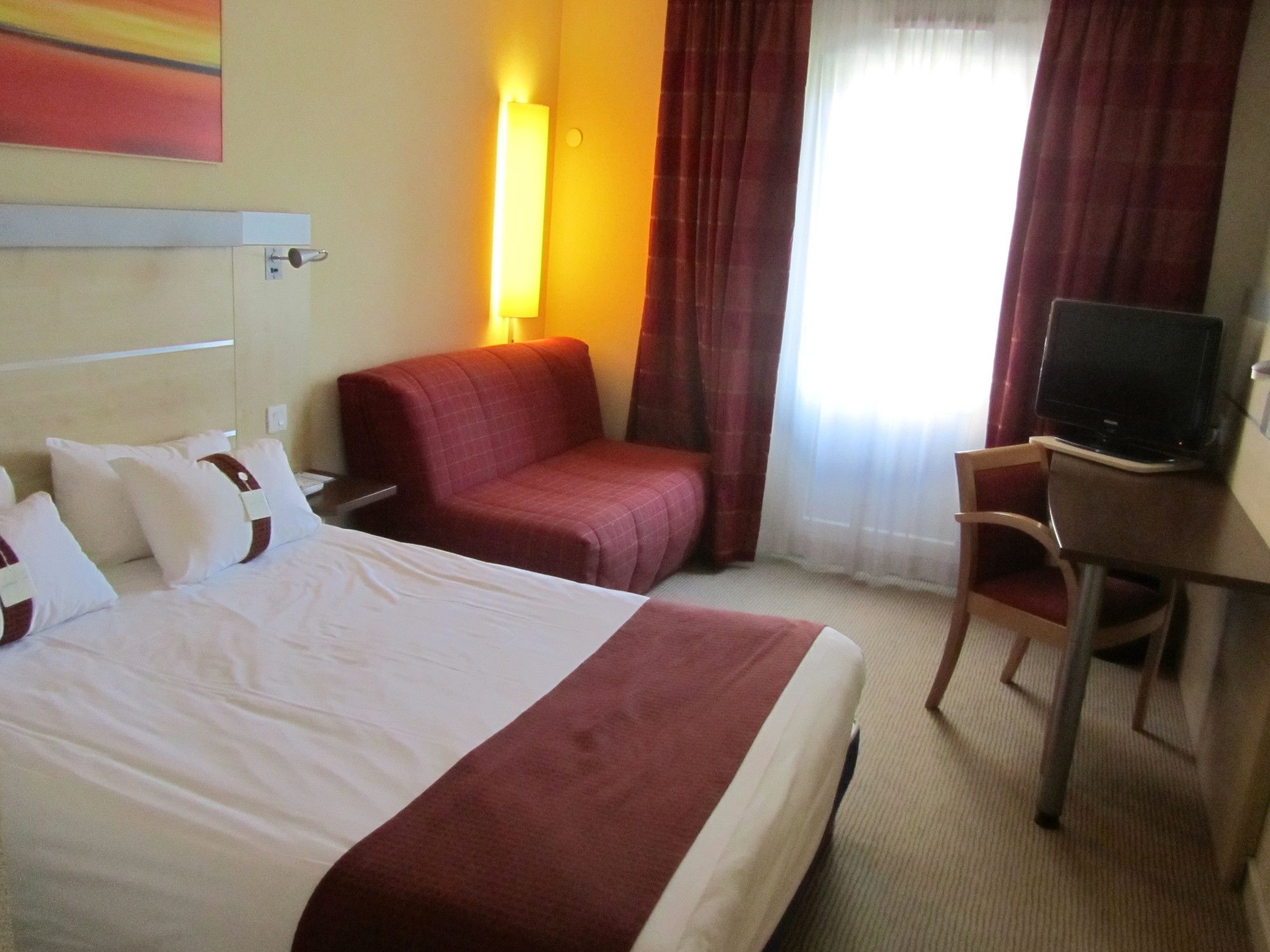 Holiday Inn Express Grenoble-Bernin