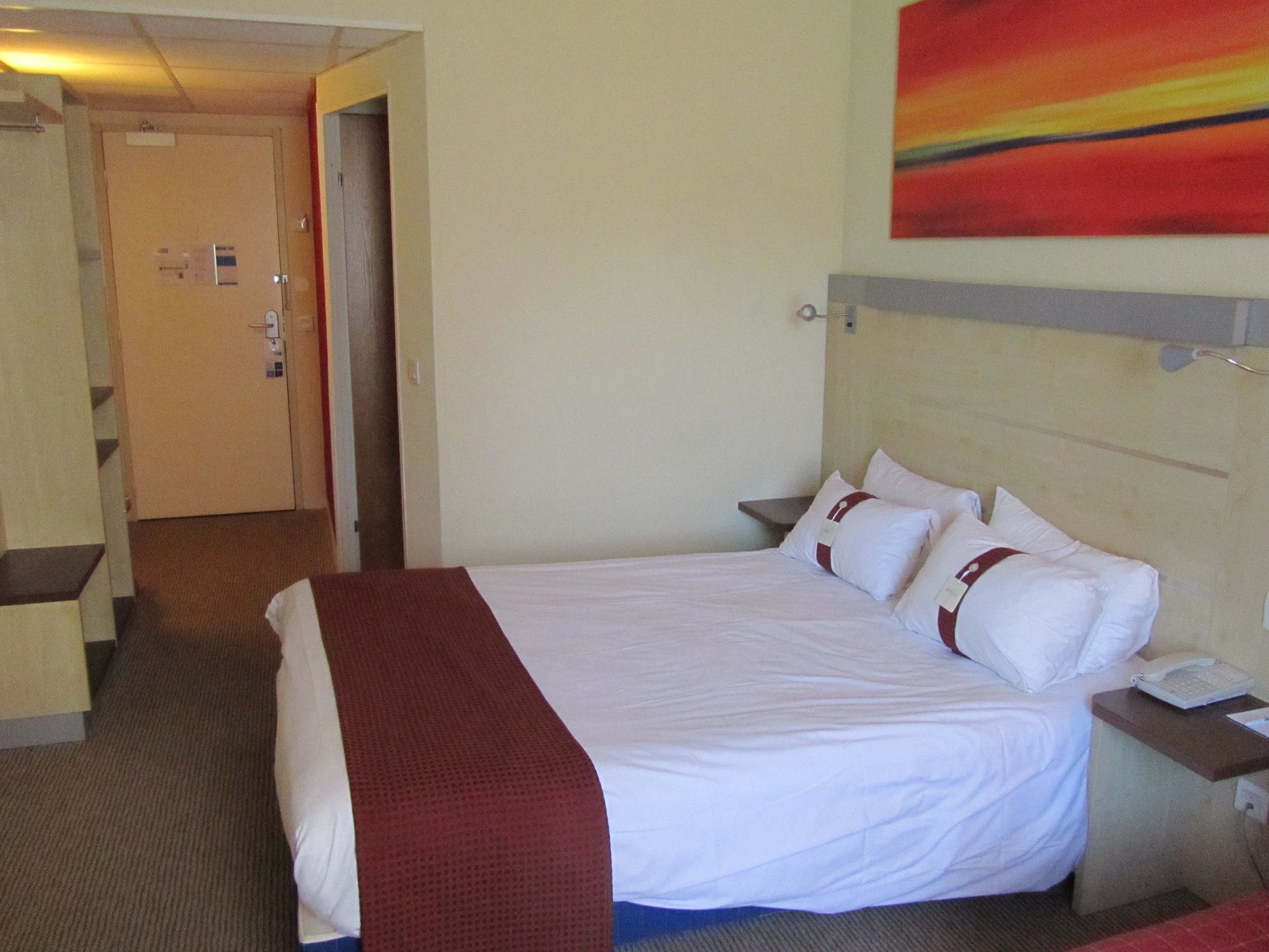 Holiday Inn Express Grenoble-Bernin