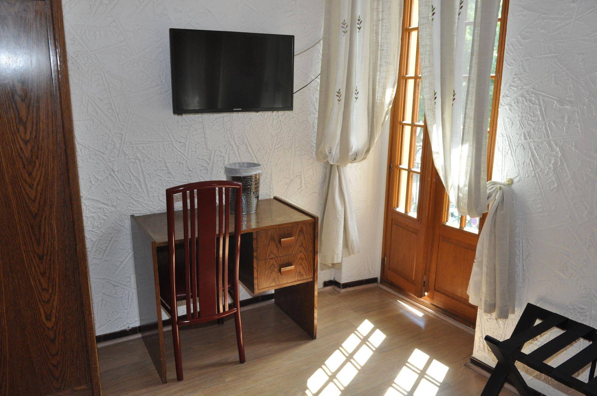 Hotel Le Roya