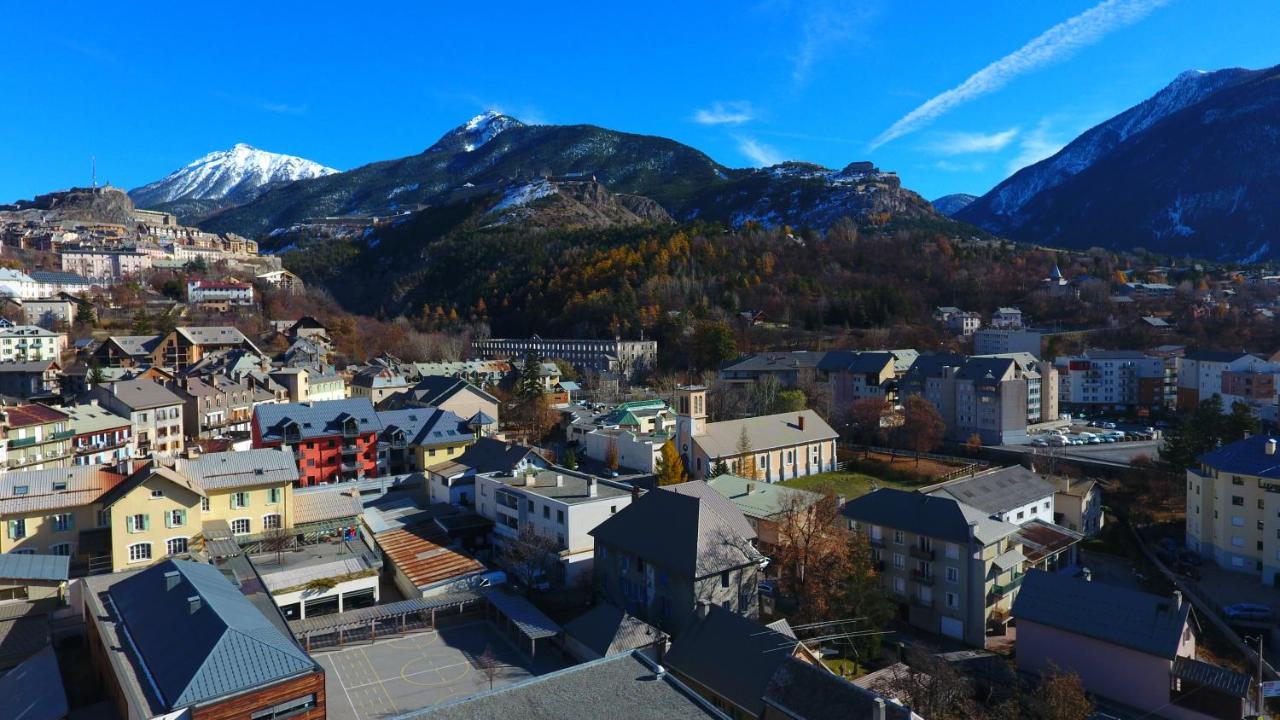 Hôtel Mont-Brison