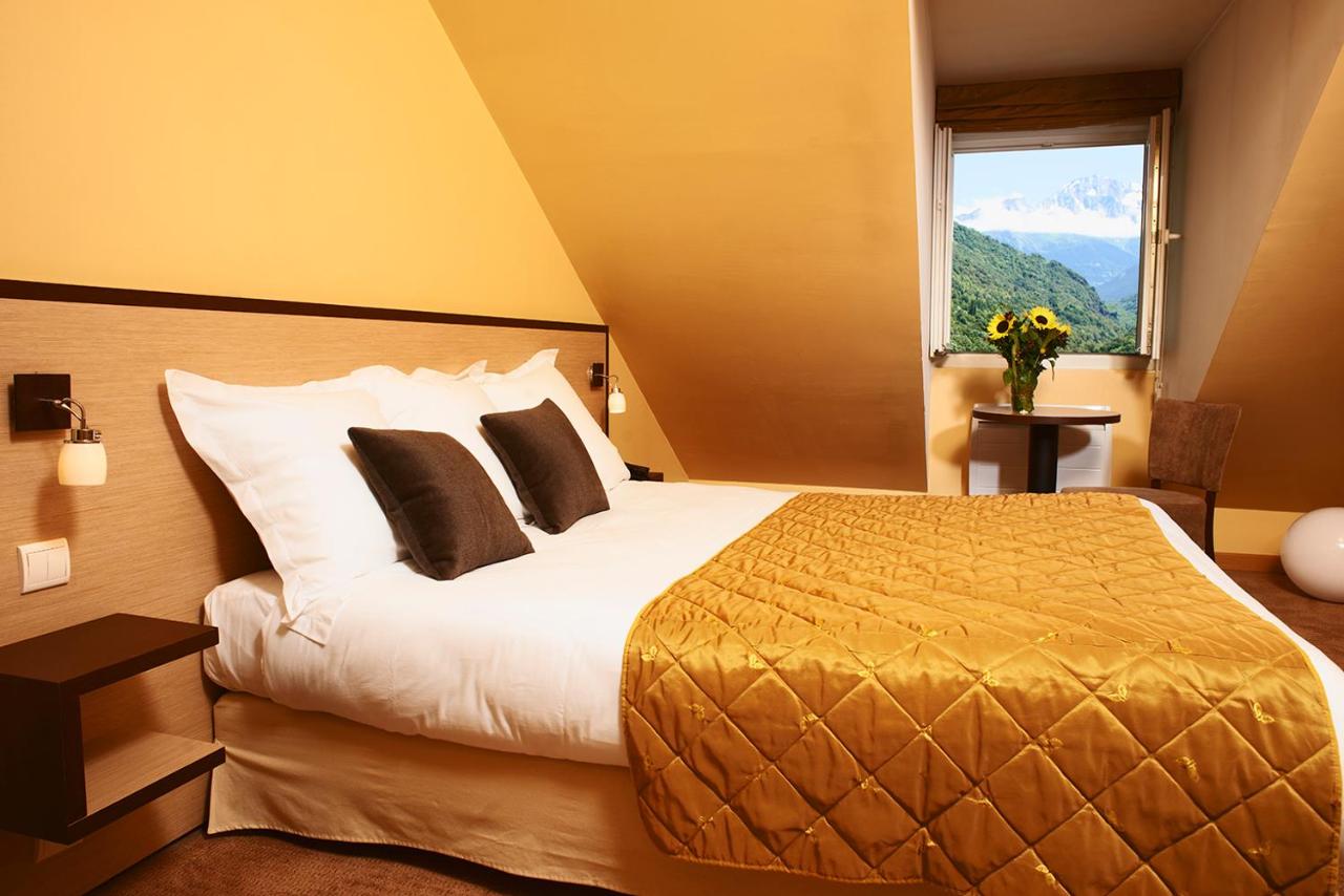 Golf Hotel