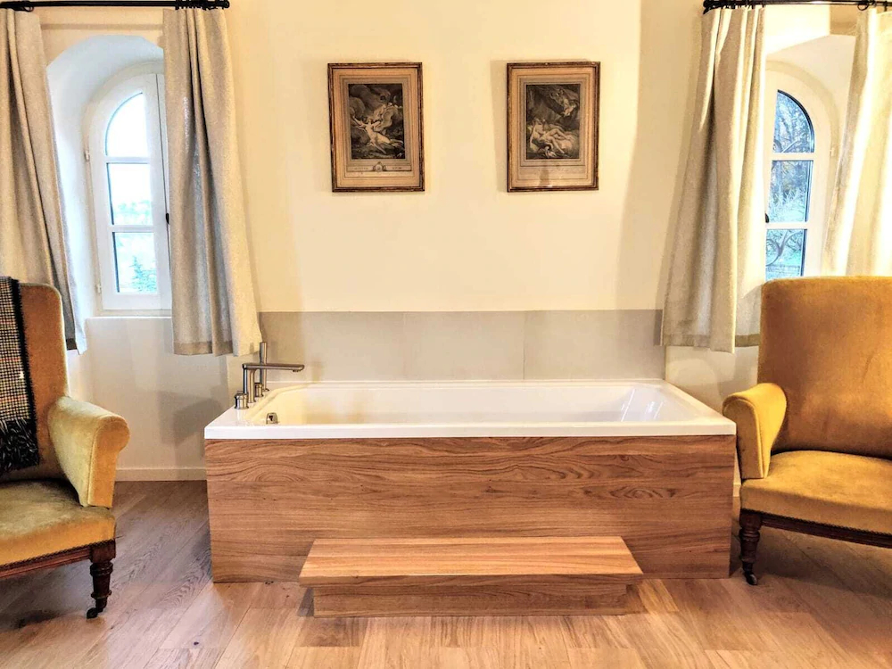 Lyon Country House-La Tour De Garde