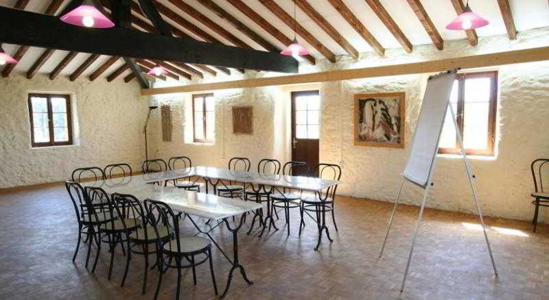 Auberge La Plaine - The Originals Relais