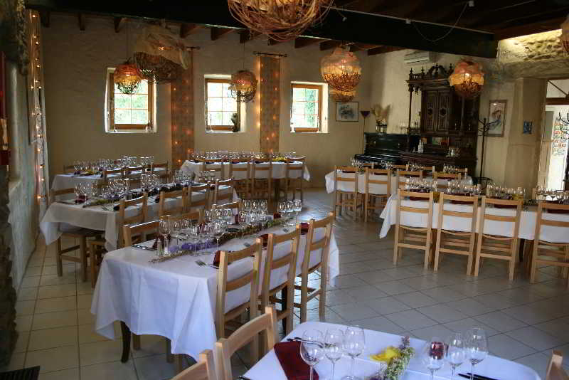 Auberge La Plaine - The Originals Relais