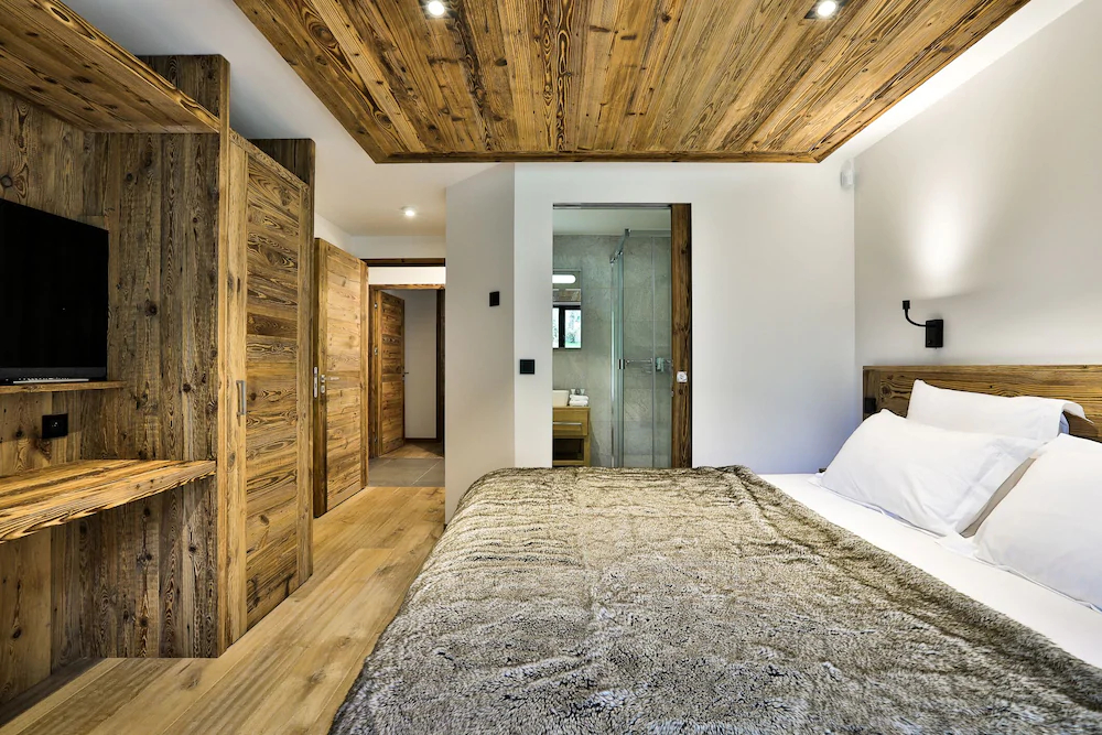 Black Stone Chalet