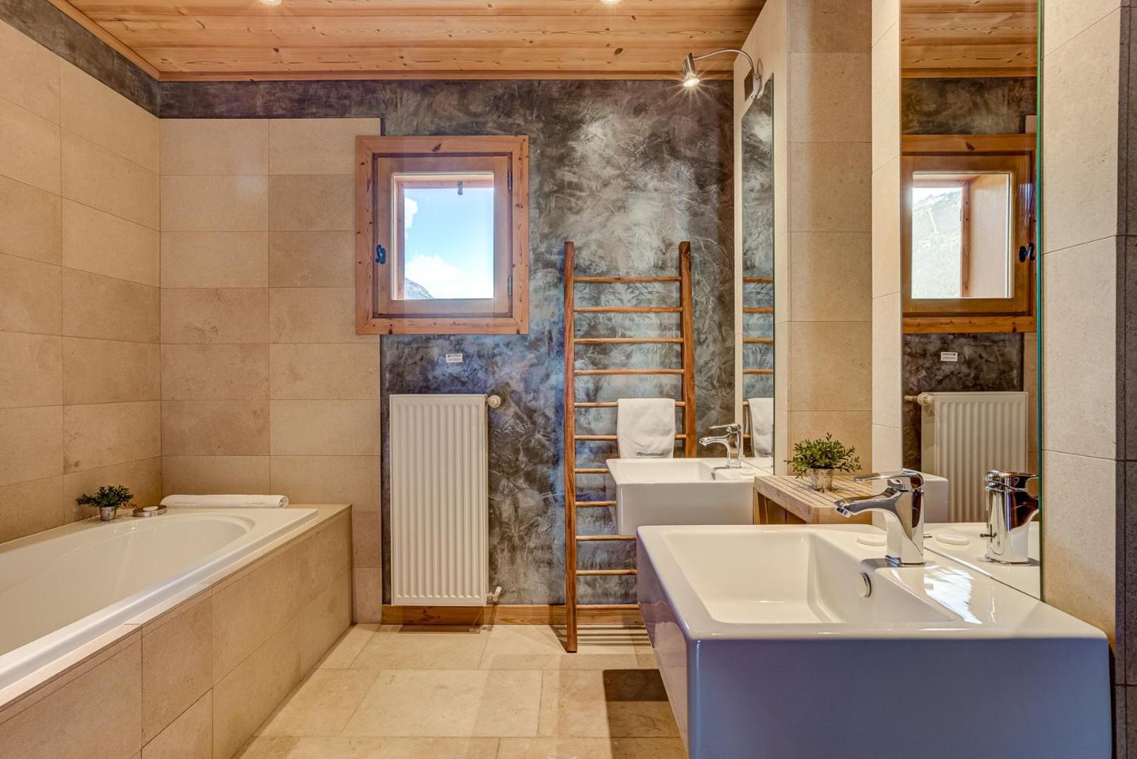 Chalet Sanaz