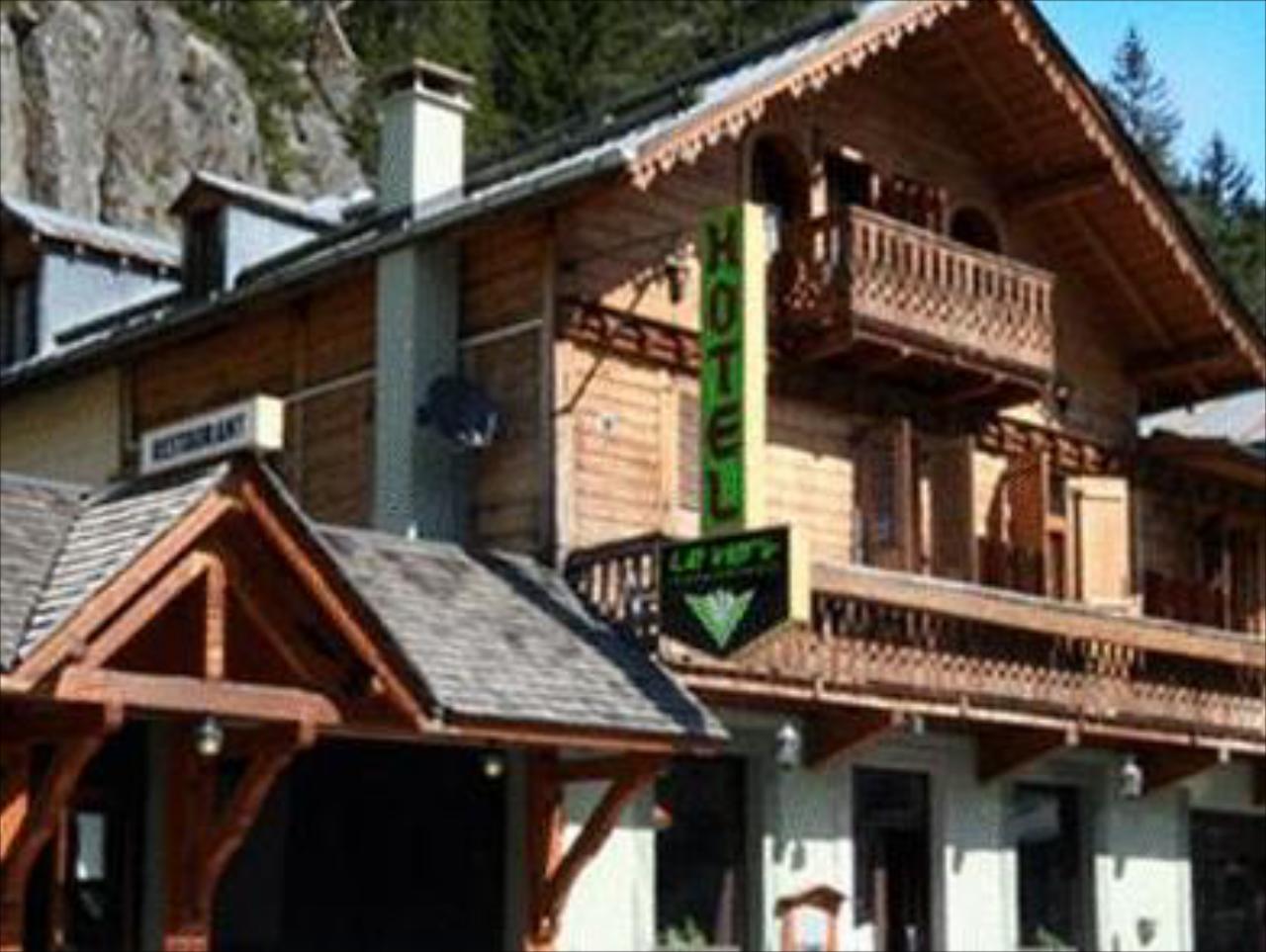 Vert Lodge